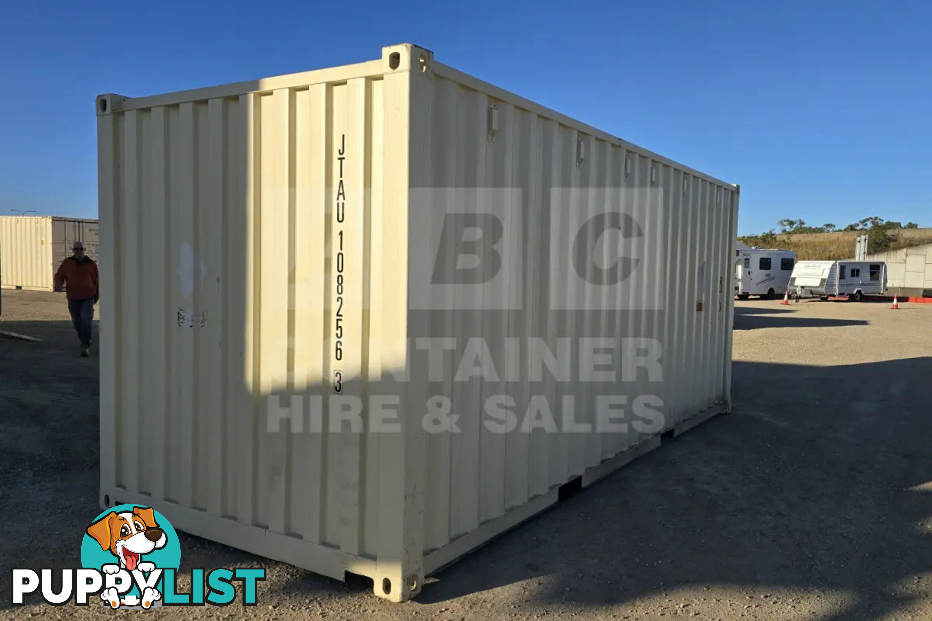 20' STANDARD HEIGHT SHIPPING CONTAINER - in Townsville