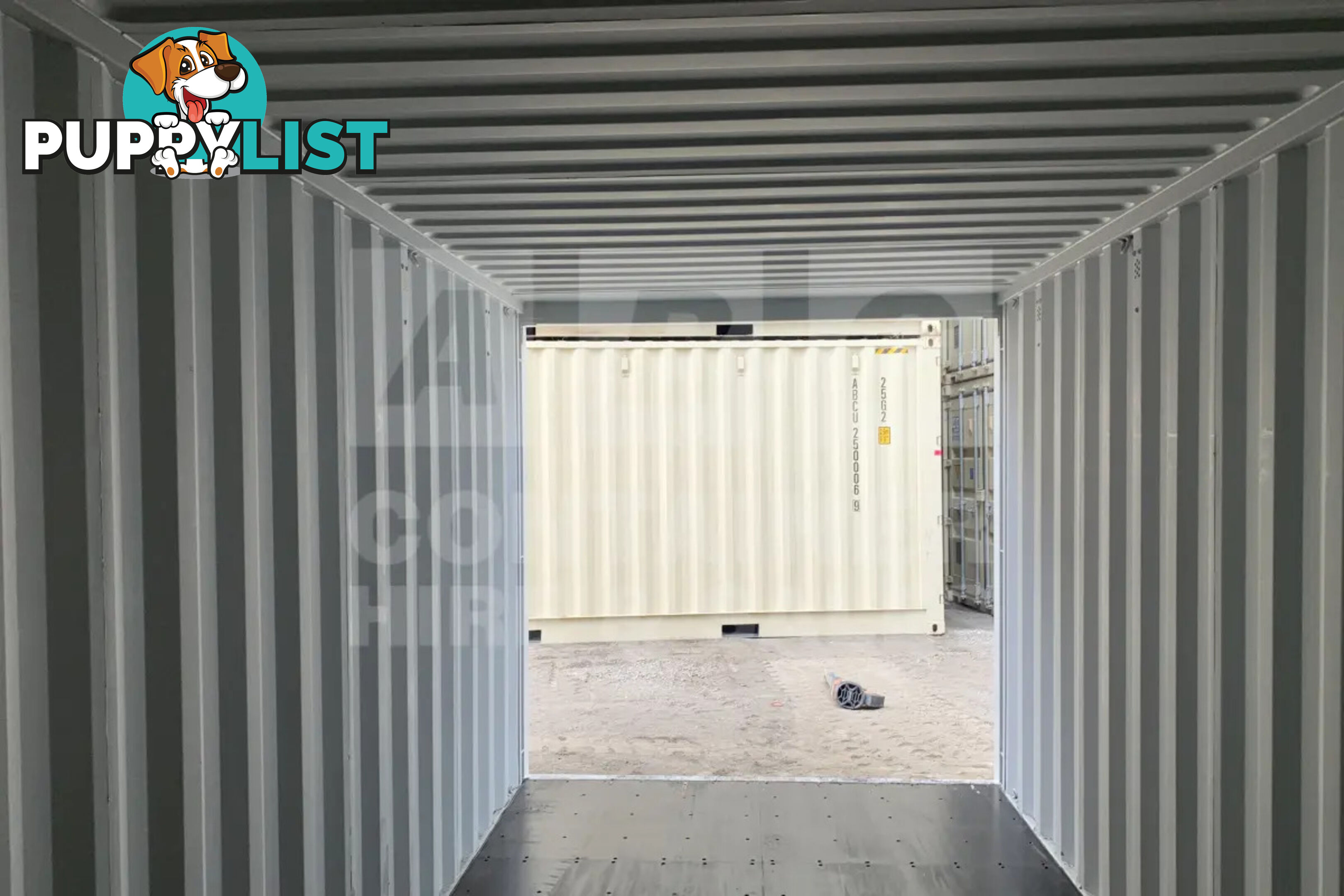 20' STANDARD HEIGHT SHIPPING CONTAINER - in Brisbane