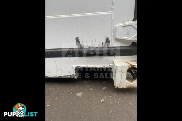 20' STANDARD HEIGHT SHIPPING CONTAINER - in Brisbane