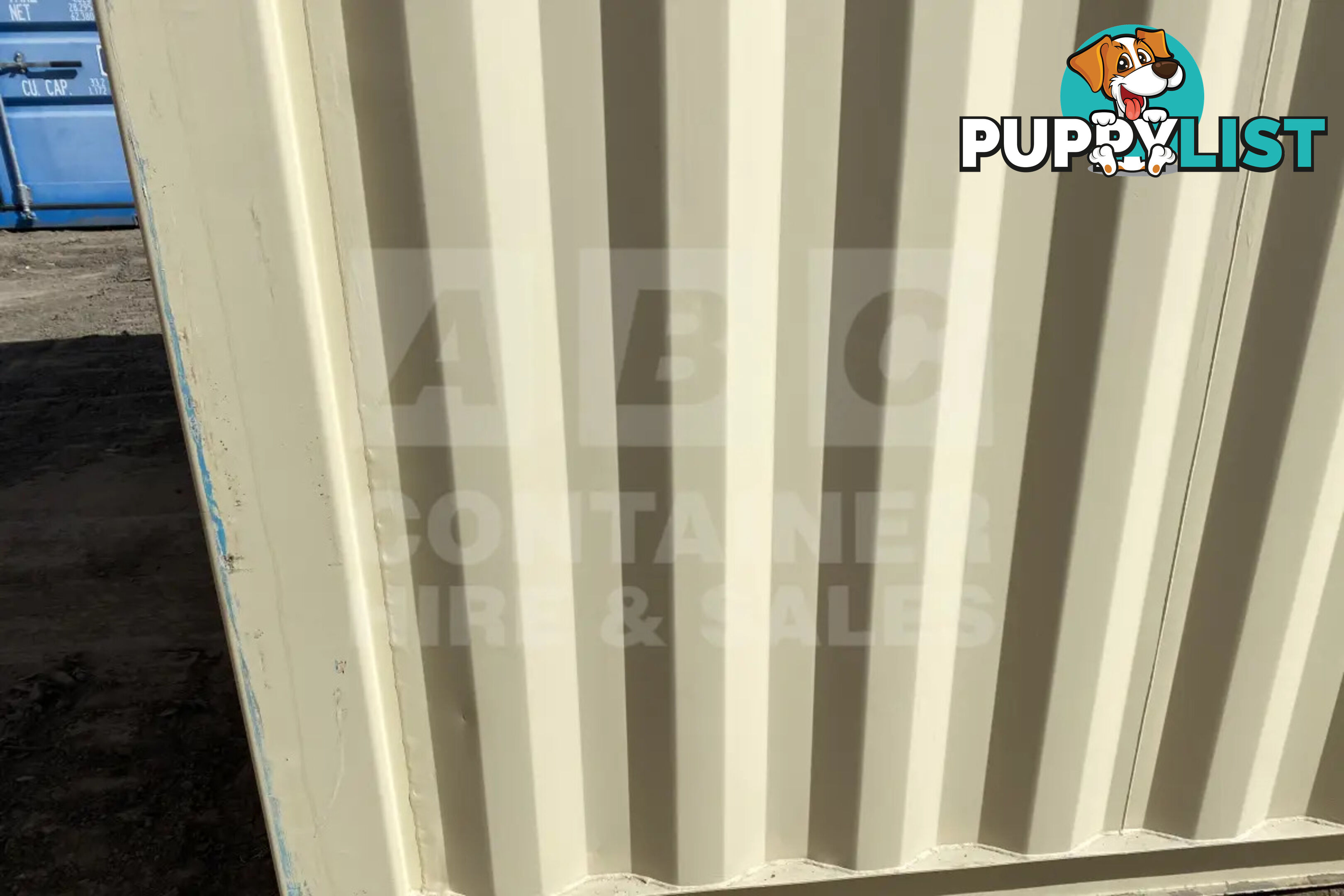 40' HIGH CUBE SHIPPING CONTAINER (STEEL FLOOR) - in Brisbane
