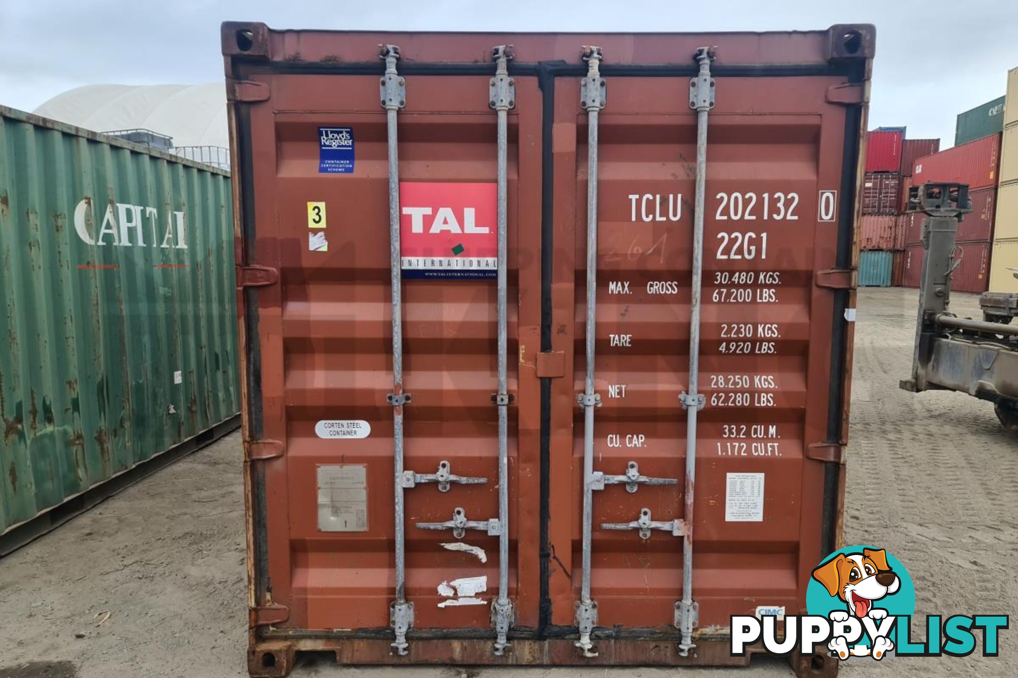 20' STANDARD HEIGHT SHIPPING CONTAINER - in Brisbane