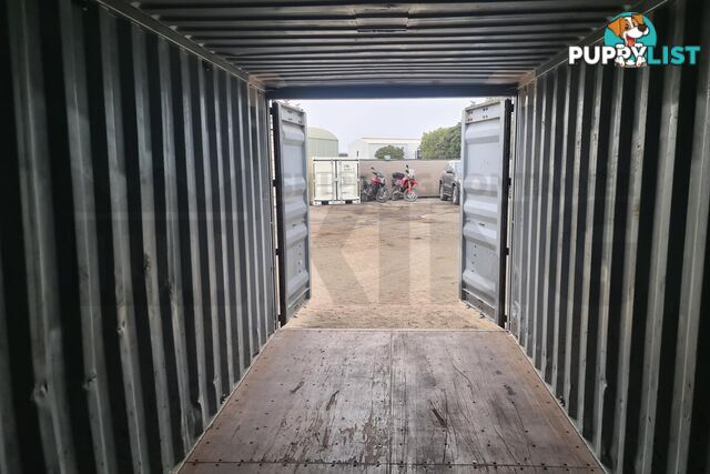 20' STANDARD HEIGHT SHIPPING CONTAINER - in Brisbane