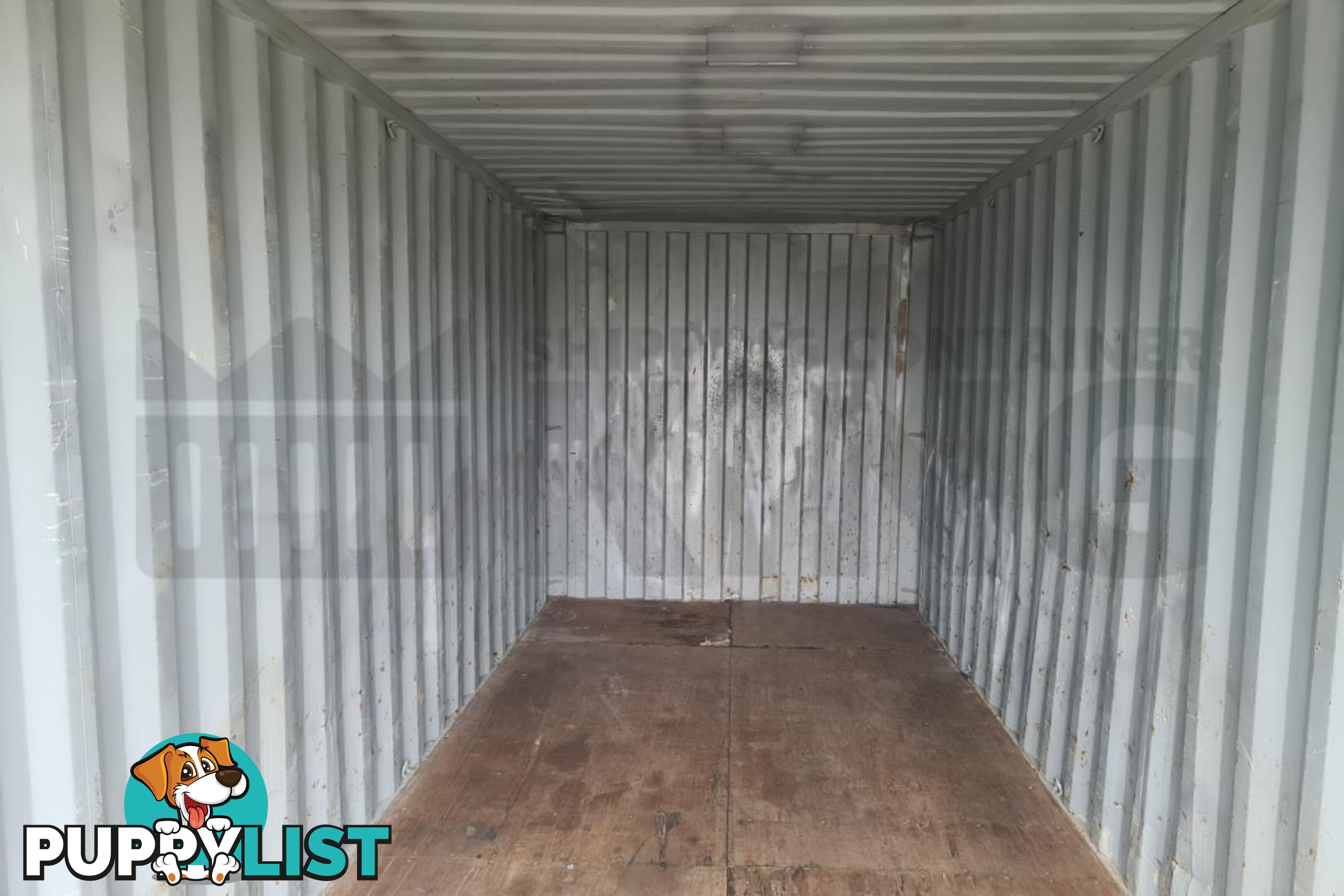 20' STANDARD HEIGHT SHIPPING CONTAINER - in Brisbane