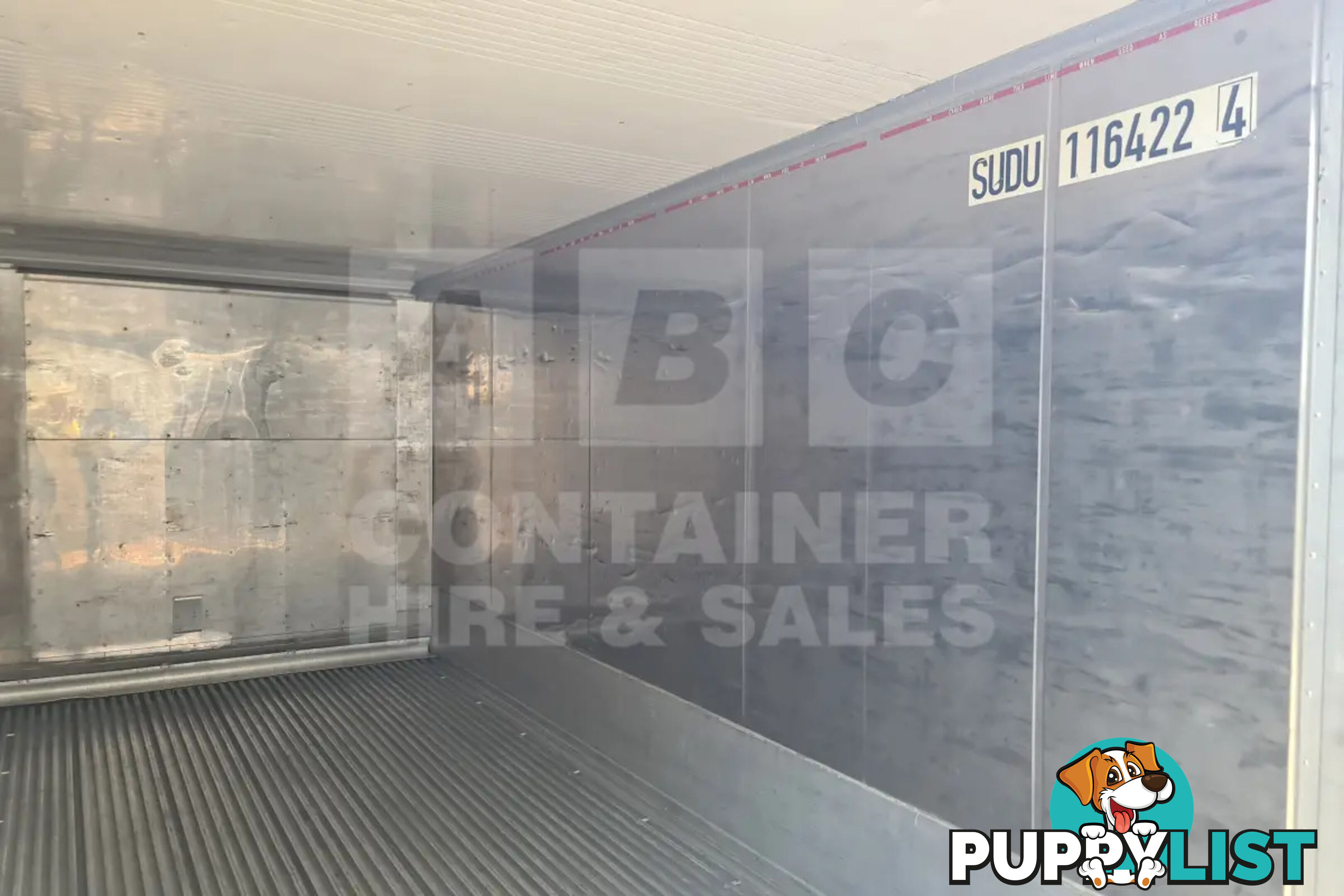 20' STANDARD HEIGHT REFRIGERATED "REEFER" SHIPPING CONTAINER (NON-OPERATIONAL, MACHINERY IN)