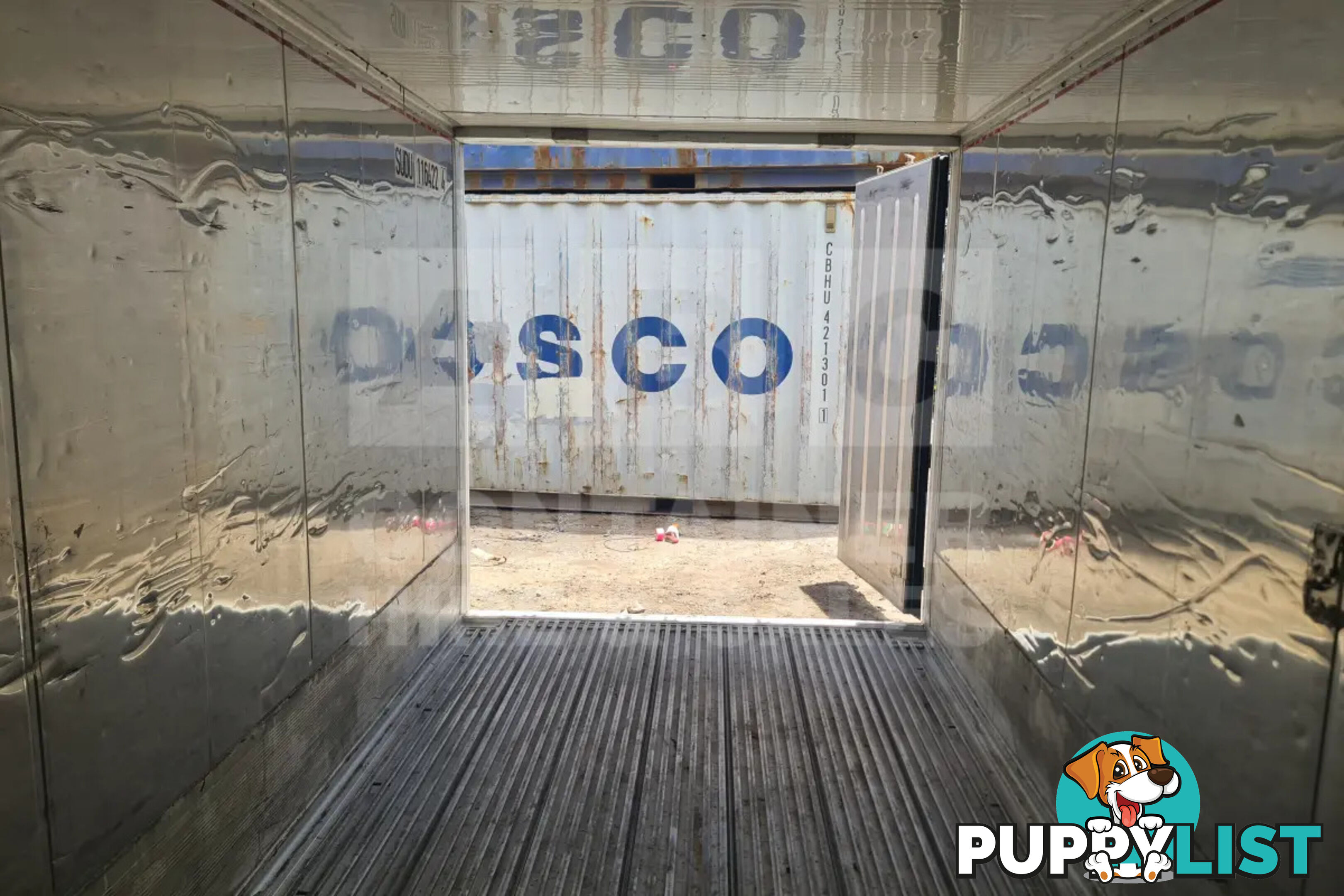 20' STANDARD HEIGHT REFRIGERATED "REEFER" SHIPPING CONTAINER (NON-OPERATIONAL, MACHINERY IN)