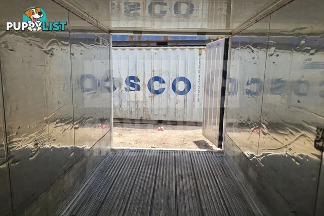 20' STANDARD HEIGHT REFRIGERATED "REEFER" SHIPPING CONTAINER (NON-OPERATIONAL, MACHINERY IN)