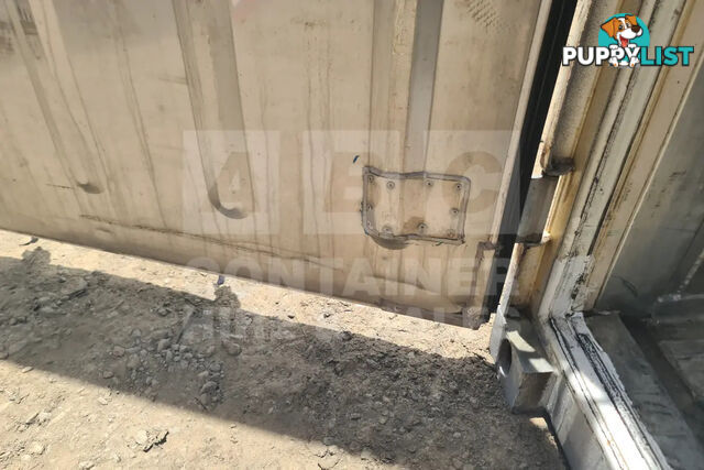 20' STANDARD HEIGHT REFRIGERATED "REEFER" SHIPPING CONTAINER (NON-OPERATIONAL, MACHINERY IN)