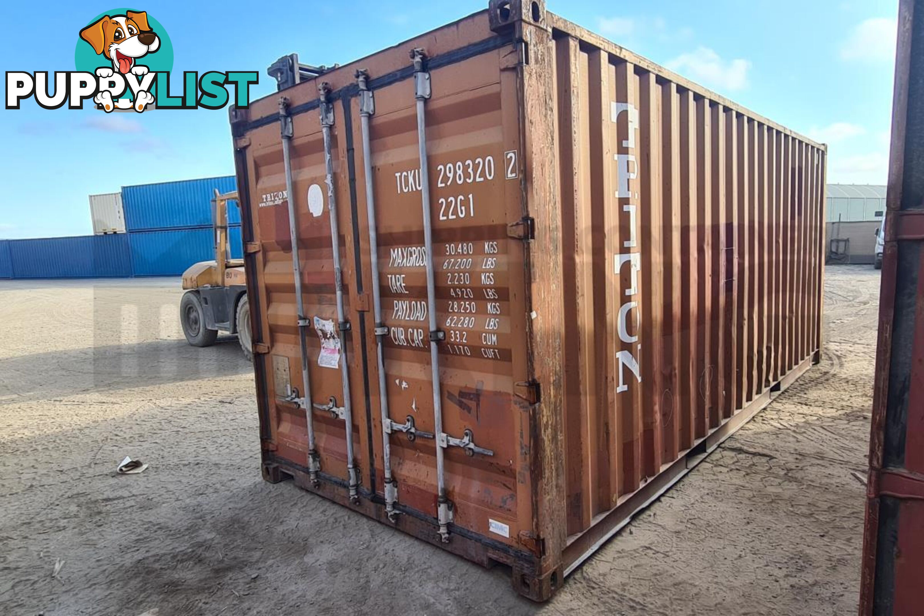 20' STANDARD HEIGHT SHIPPING CONTAINER - in Toowoomba