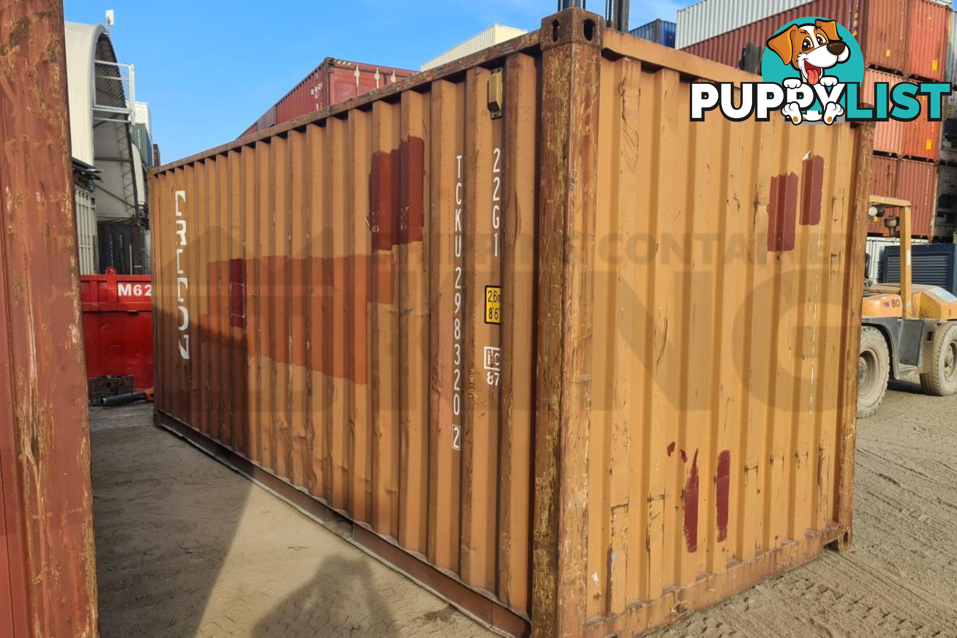 20' STANDARD HEIGHT SHIPPING CONTAINER - in Toowoomba