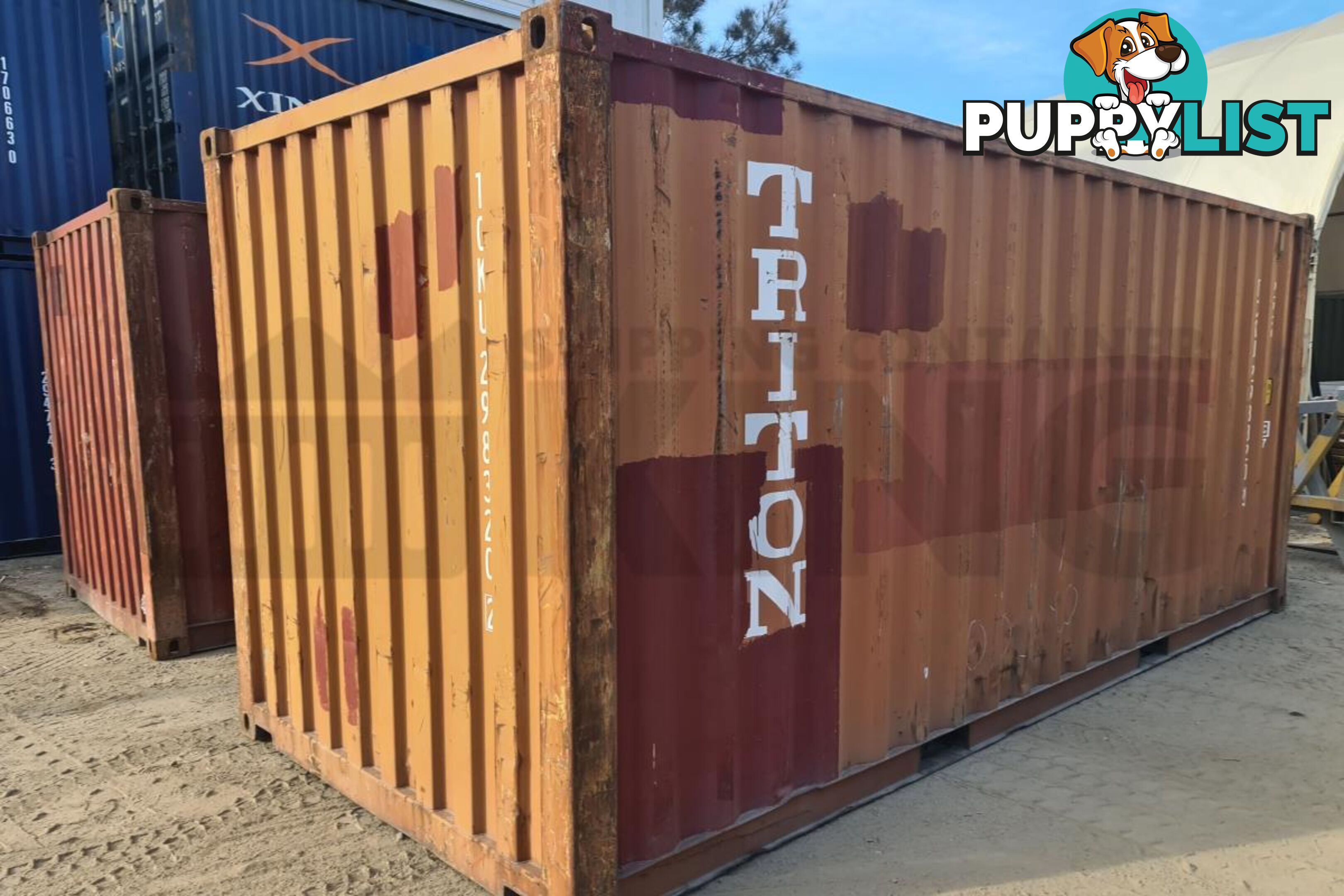 20' STANDARD HEIGHT SHIPPING CONTAINER - in Toowoomba