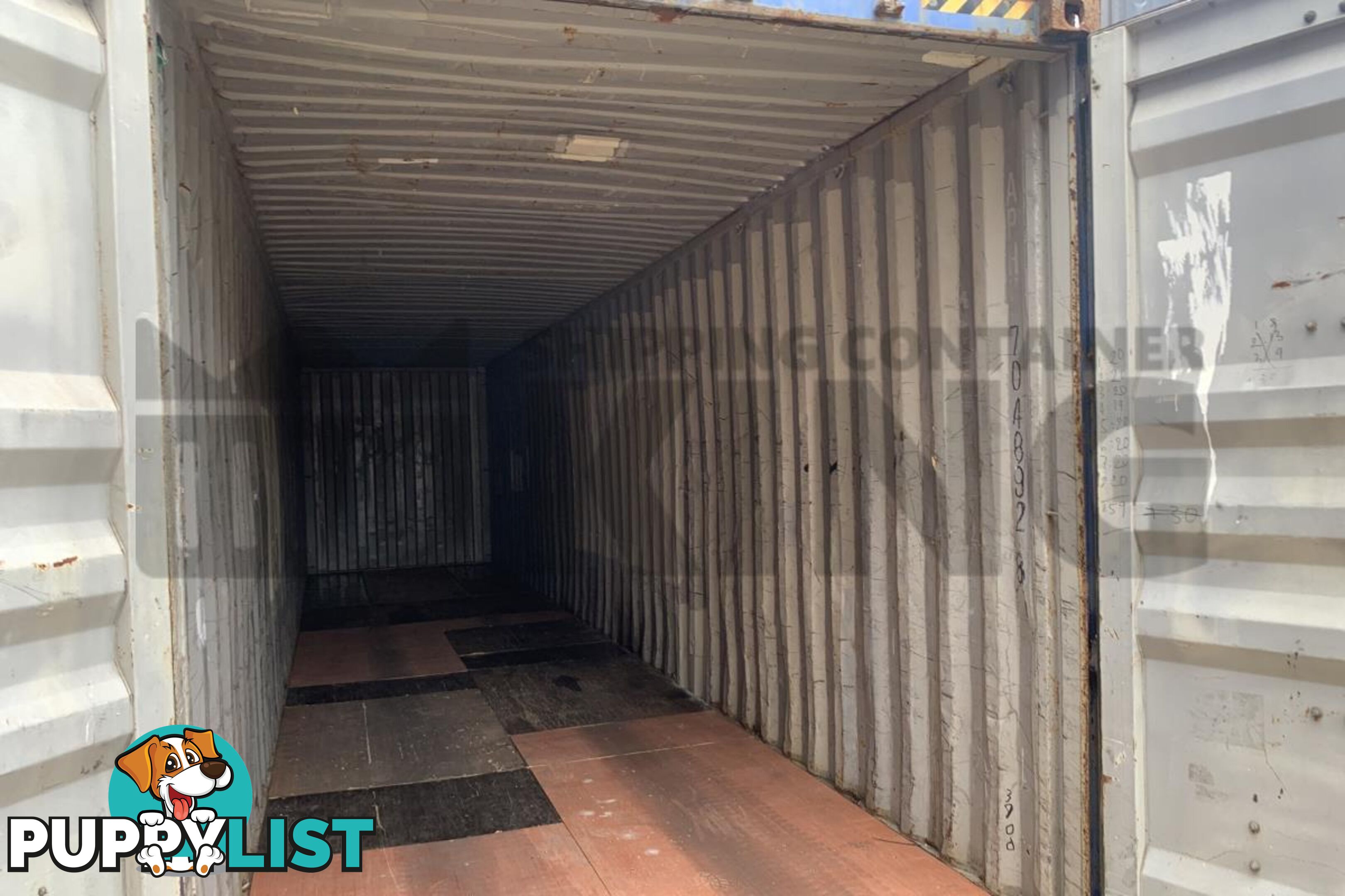 40' HIGH CUBE SHIPPING CONTAINER