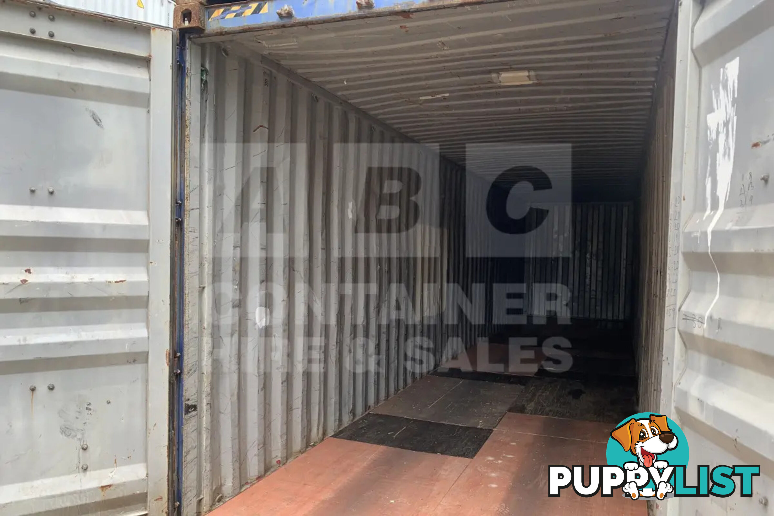 40' HIGH CUBE SHIPPING CONTAINER