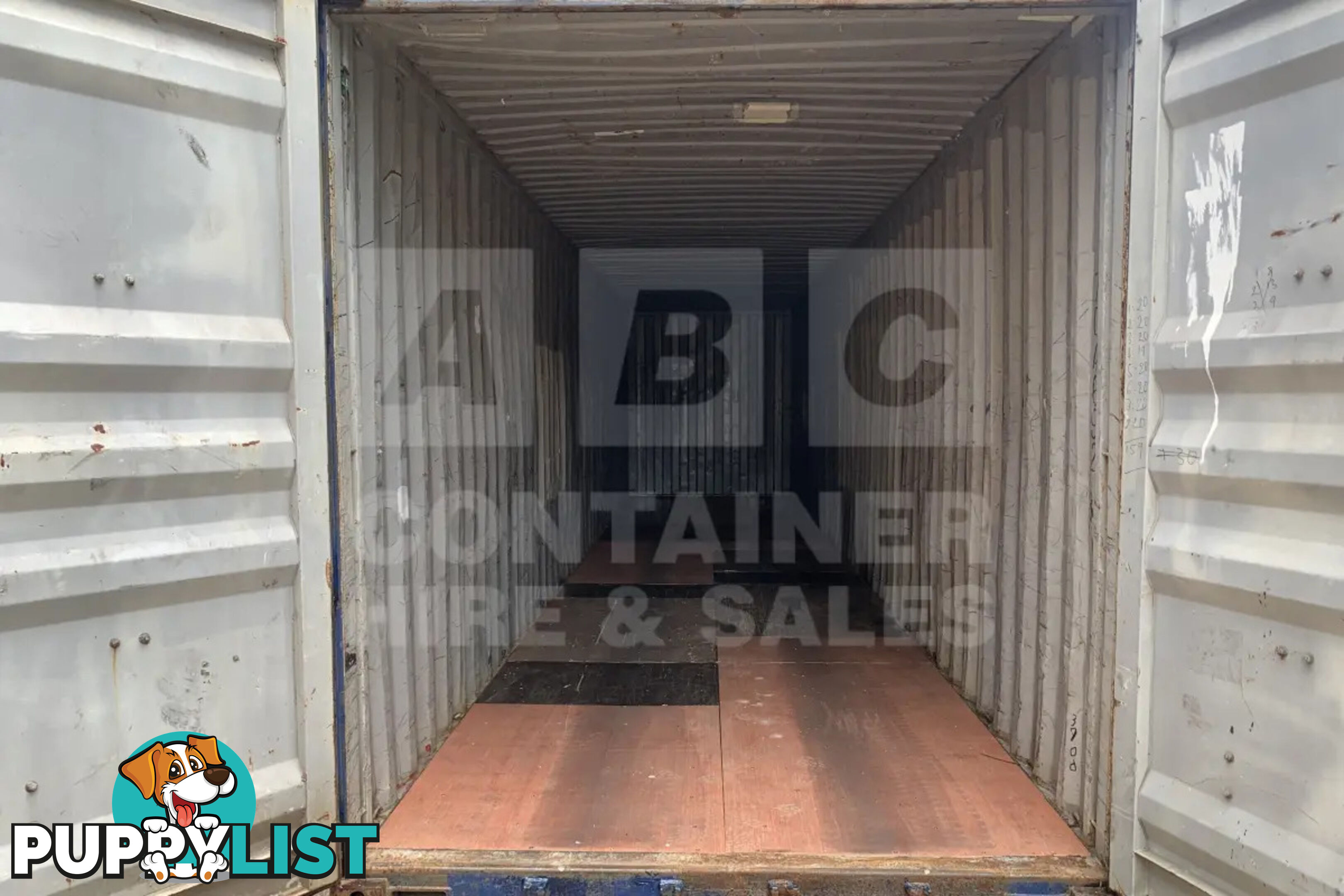 40' HIGH CUBE SHIPPING CONTAINER
