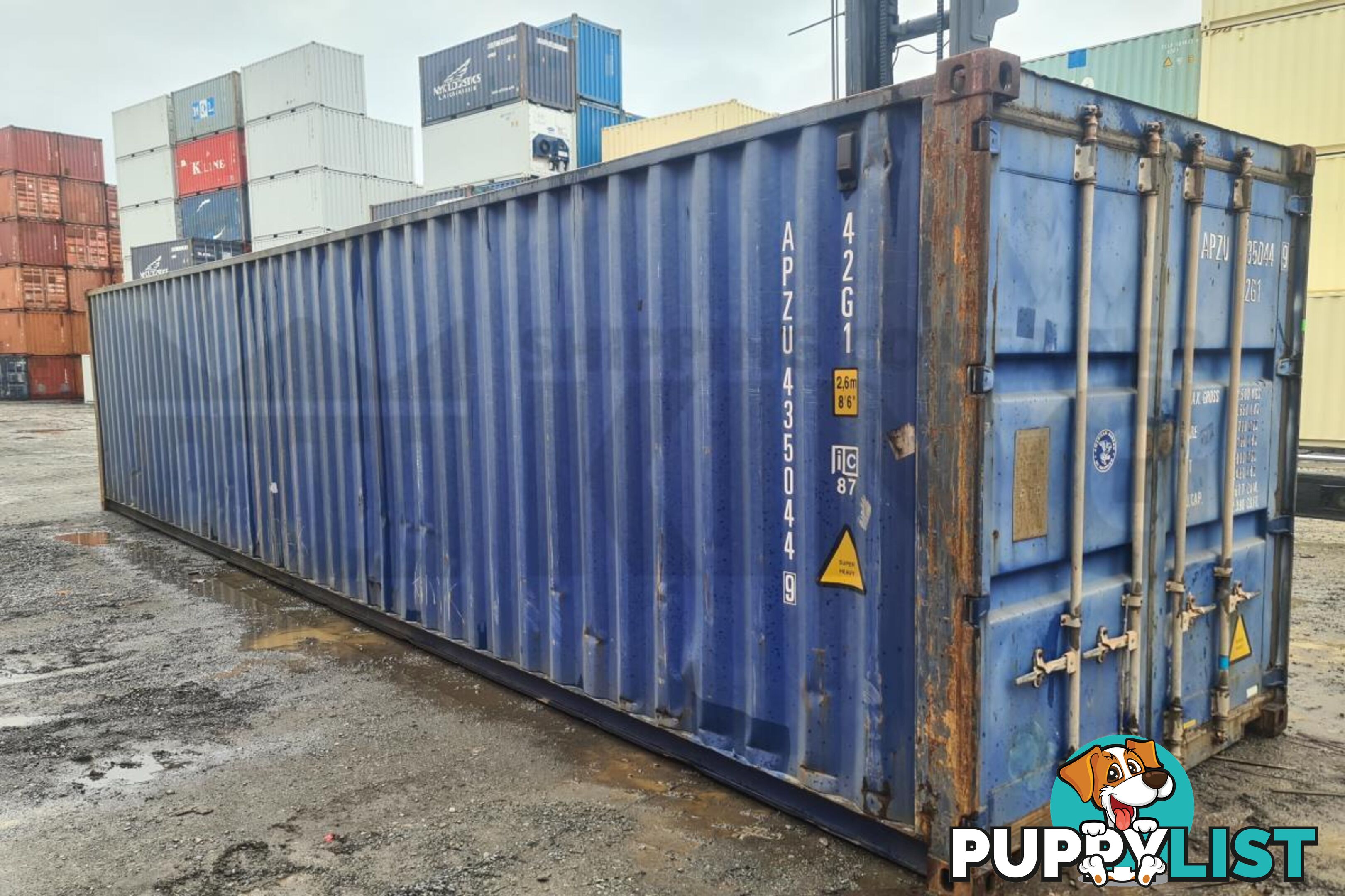 40' STANDARD HEIGHT SHIPPING CONTAINER - in Rockhampton