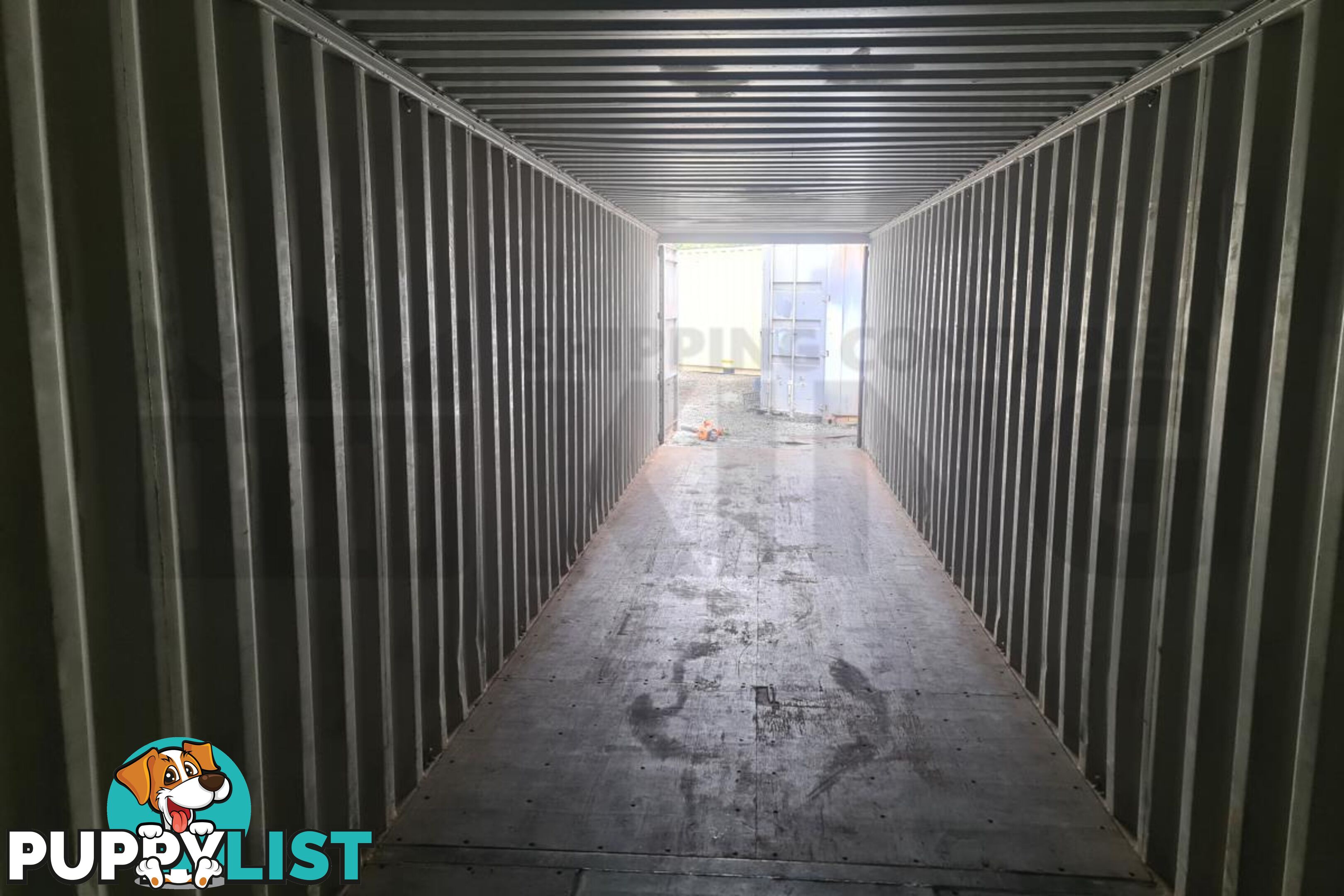 40' STANDARD HEIGHT SHIPPING CONTAINER - in Rockhampton