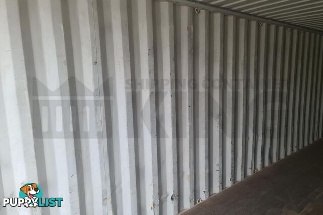 40' STANDARD HEIGHT SHIPPING CONTAINER - in Rockhampton