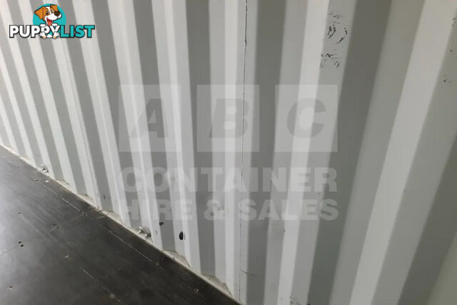 20' STANDARD HEIGHT SHIPPING CONTAINER (TRI DOOR) - in Brisbane
