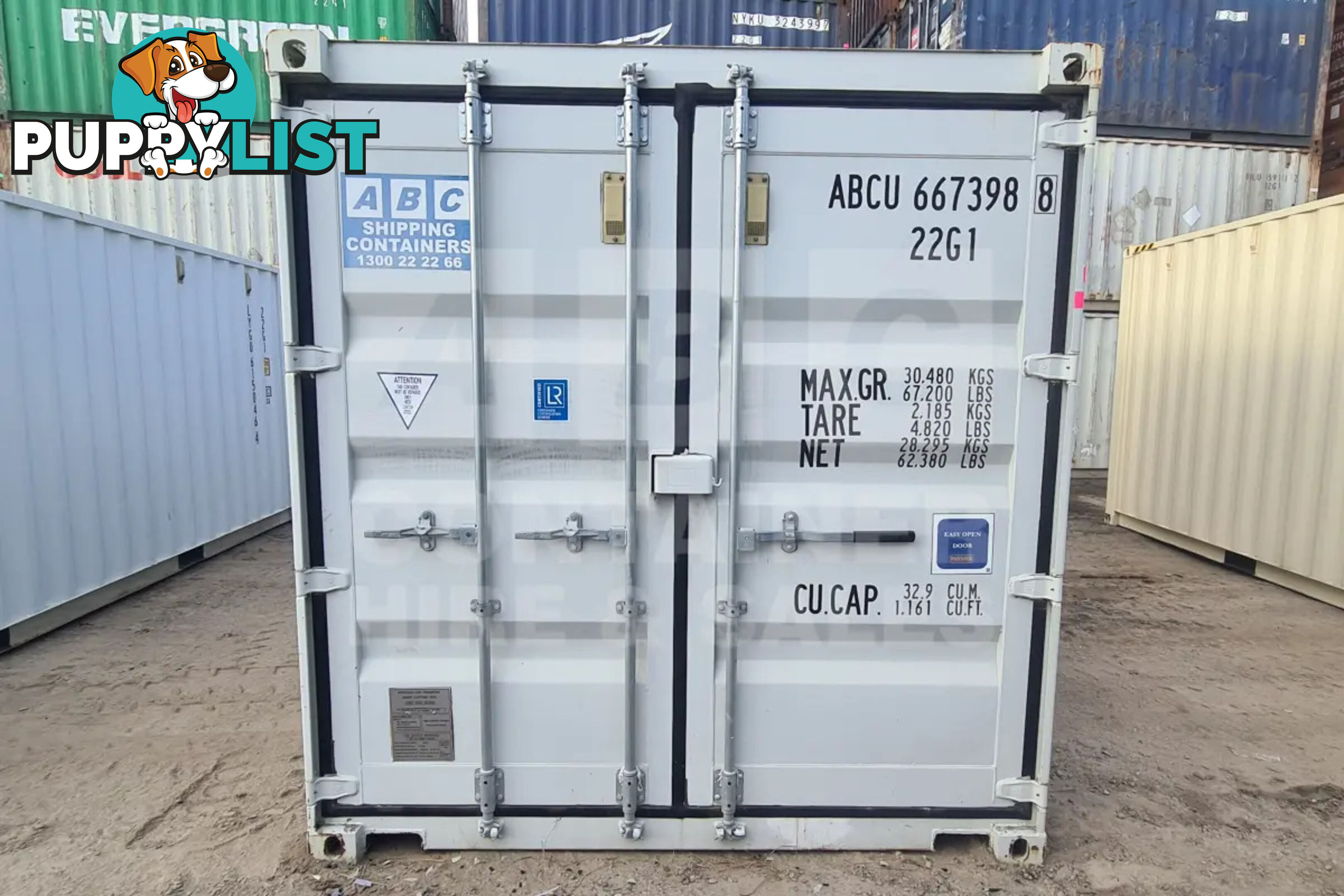 20' STANDARD HEIGHT SHIPPING CONTAINER (TRI DOOR) - in Brisbane