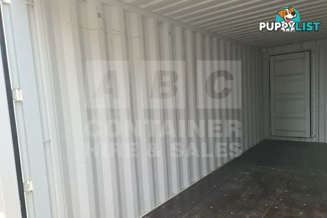 20' STANDARD HEIGHT SHIPPING CONTAINER (TRI DOOR) - in Brisbane