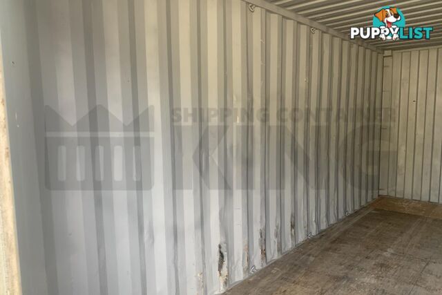 20' STANDARD HEIGHT SHIPPING CONTAINER - in Brisbane