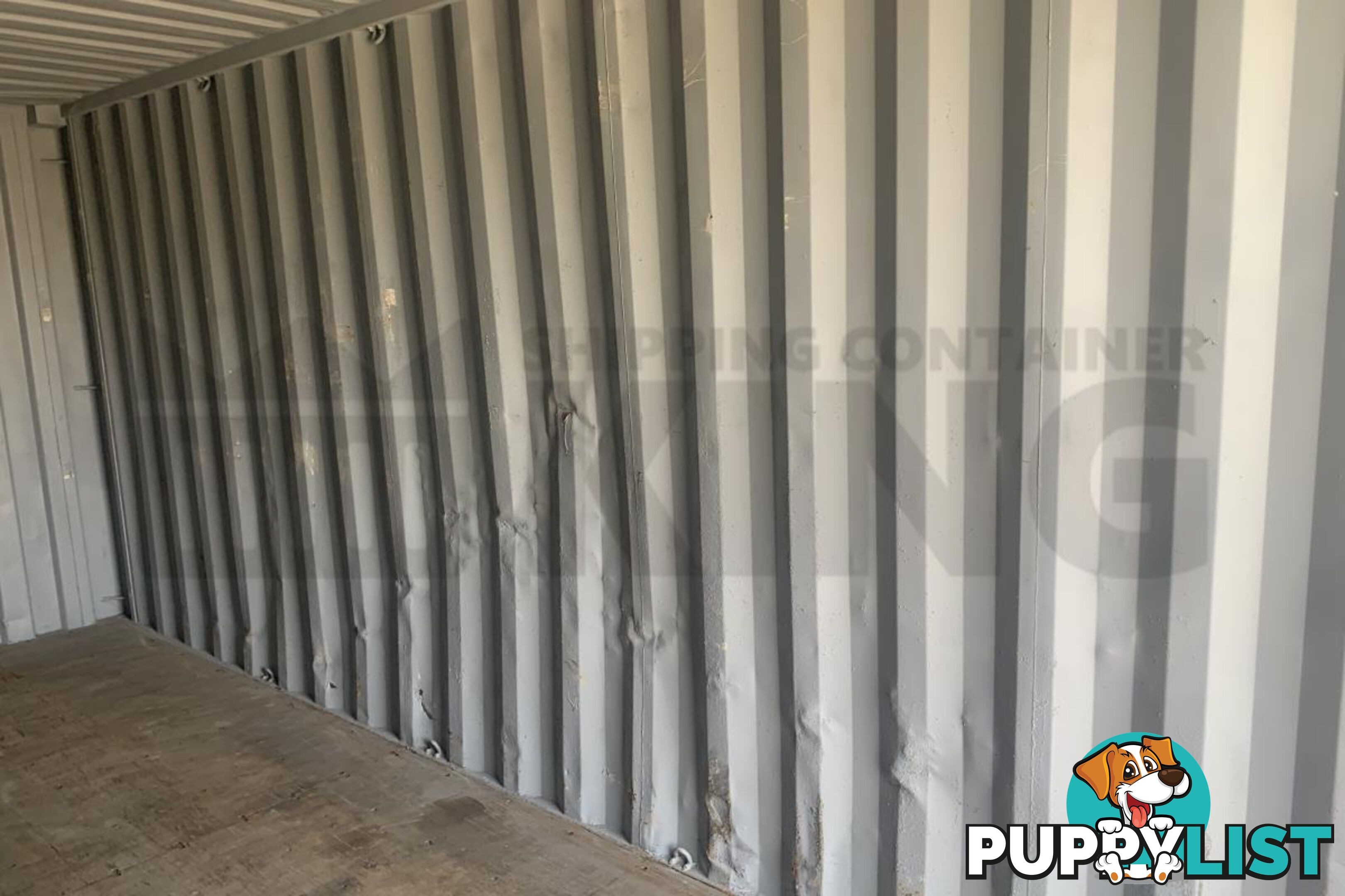 20' STANDARD HEIGHT SHIPPING CONTAINER - in Brisbane