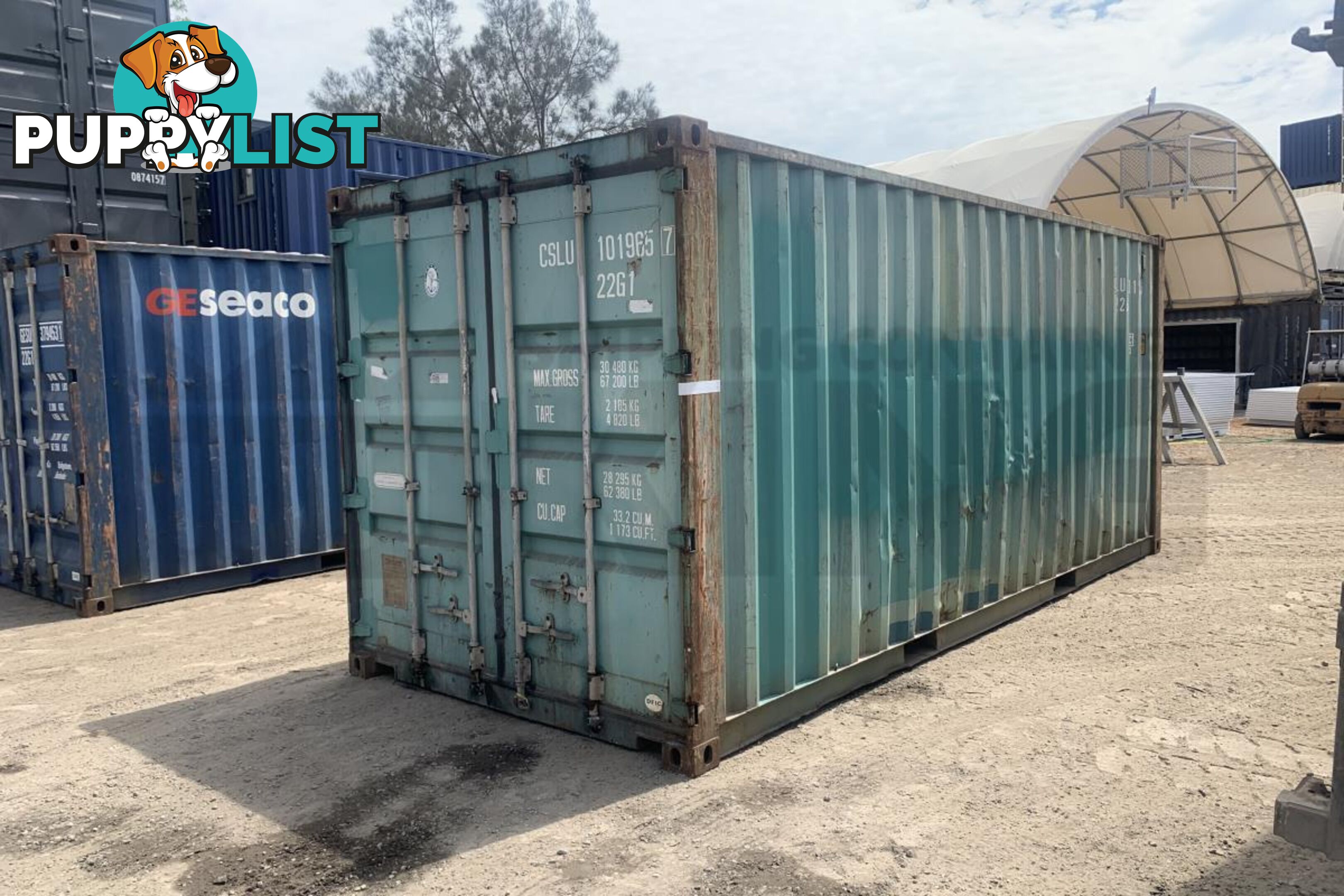 20' STANDARD HEIGHT SHIPPING CONTAINER - in Brisbane