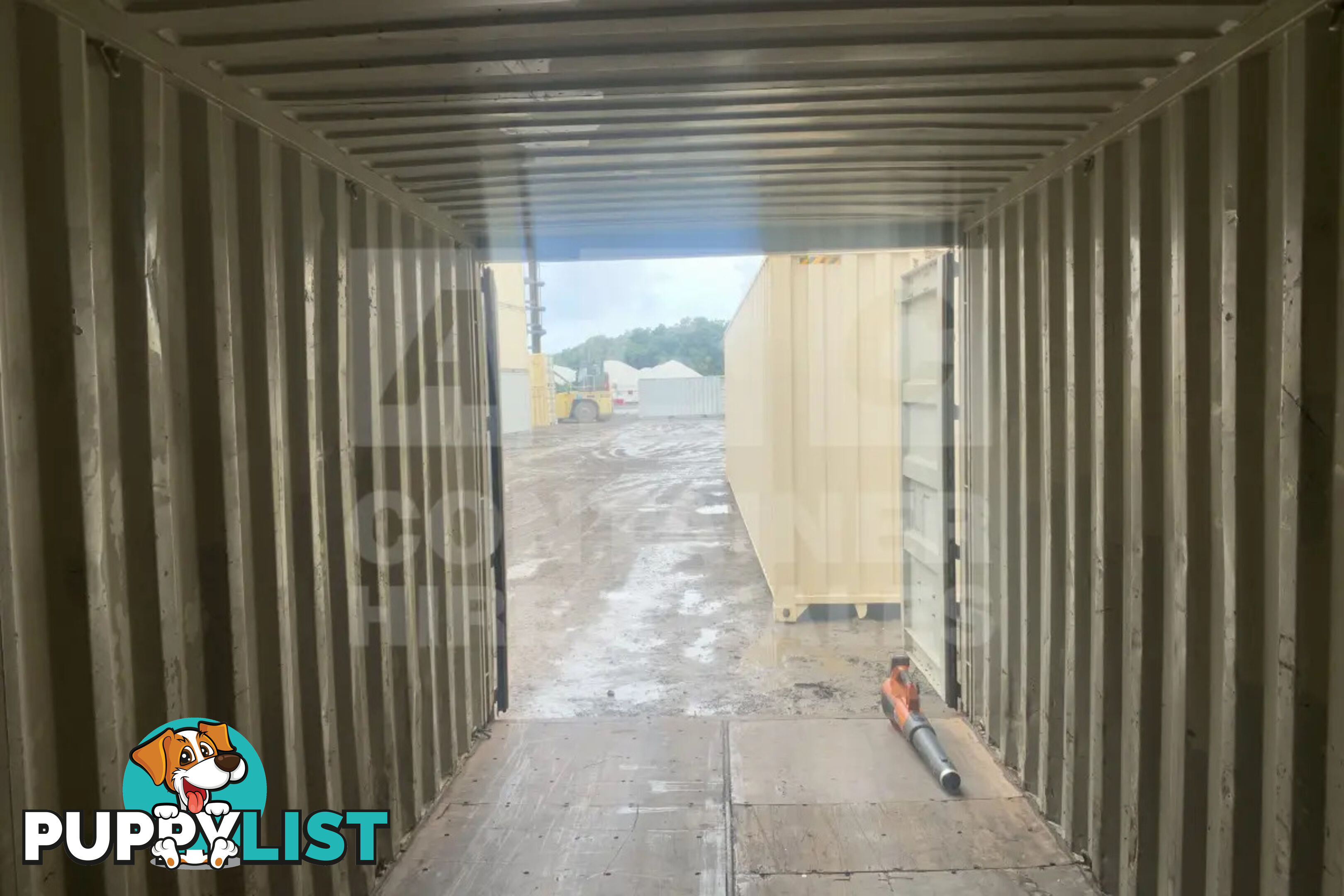 20' STANDARD HEIGHT SHIPPING CONTAINER