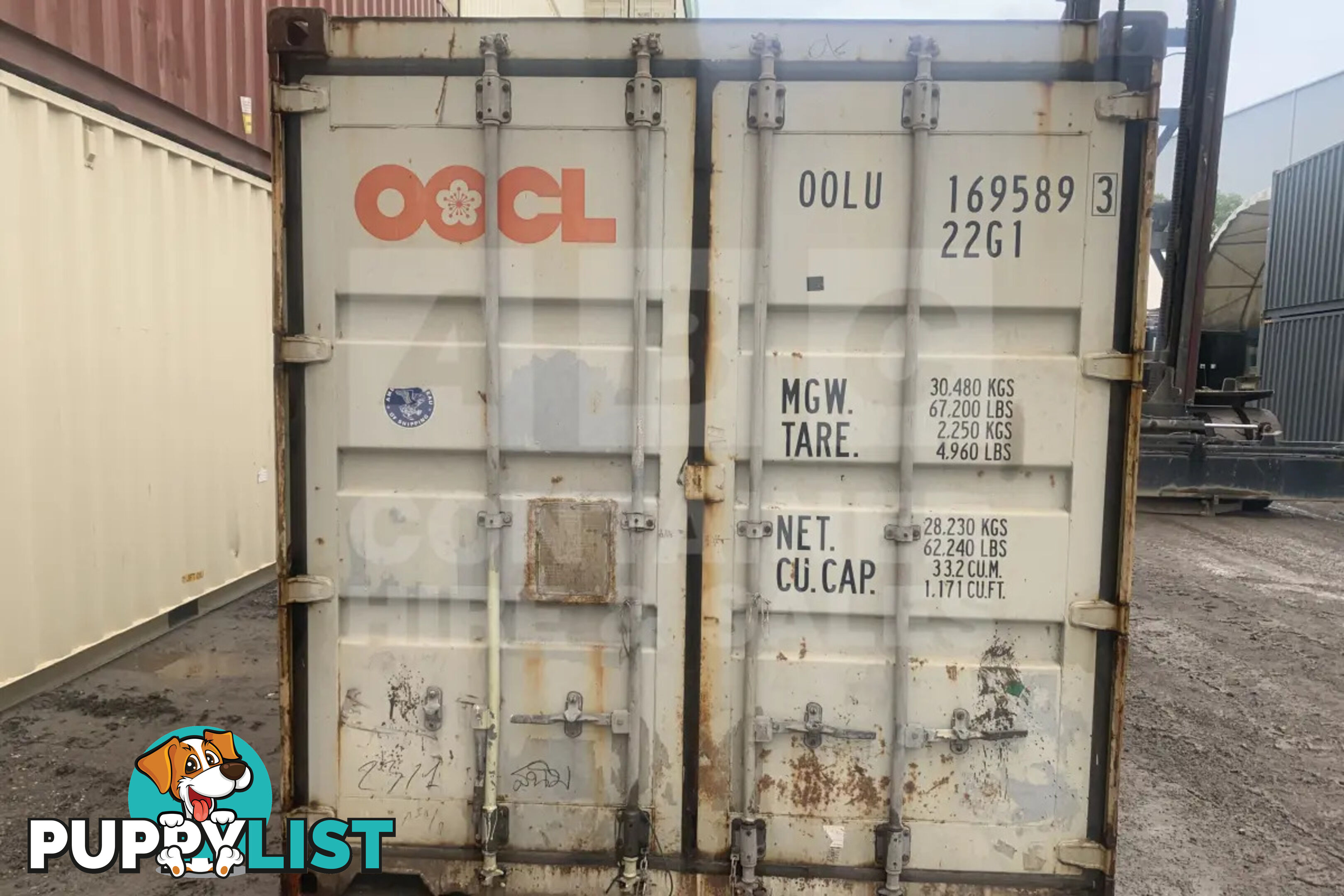 20' STANDARD HEIGHT SHIPPING CONTAINER