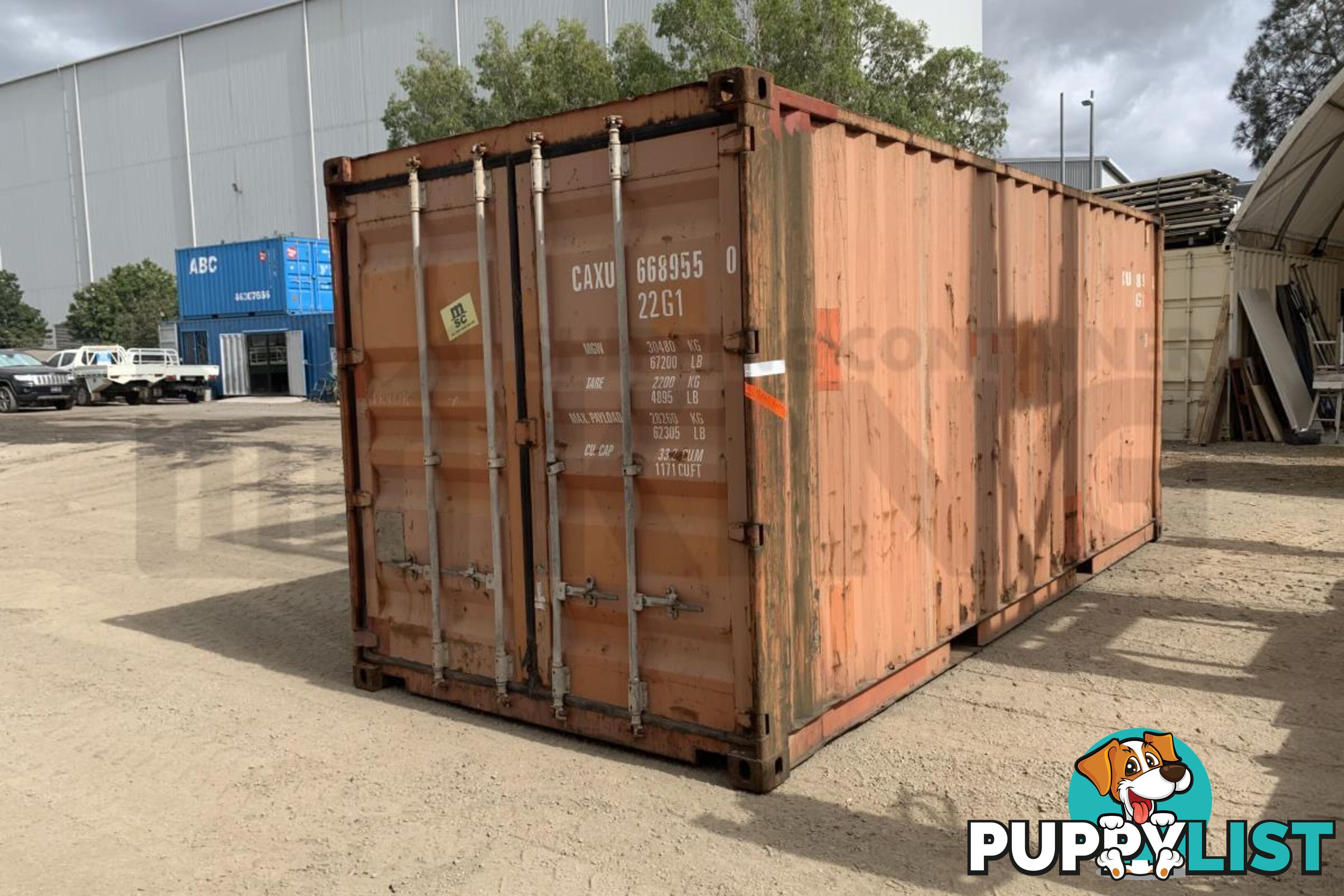 20' STANDARD HEIGHT SHIPPING CONTAINER - in Brisbane