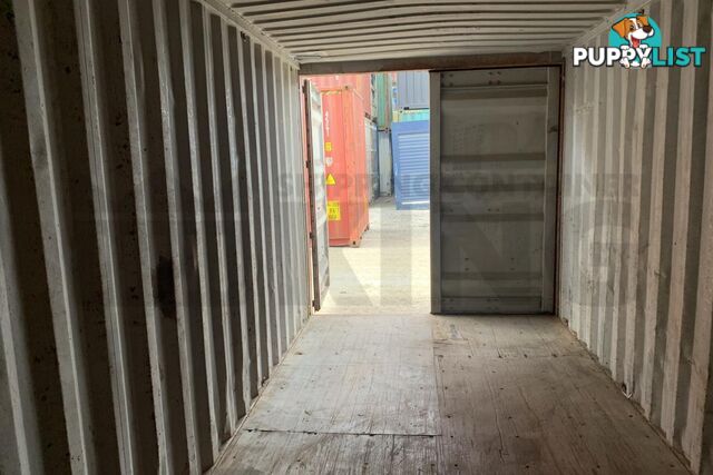 20' STANDARD HEIGHT SHIPPING CONTAINER - in Brisbane