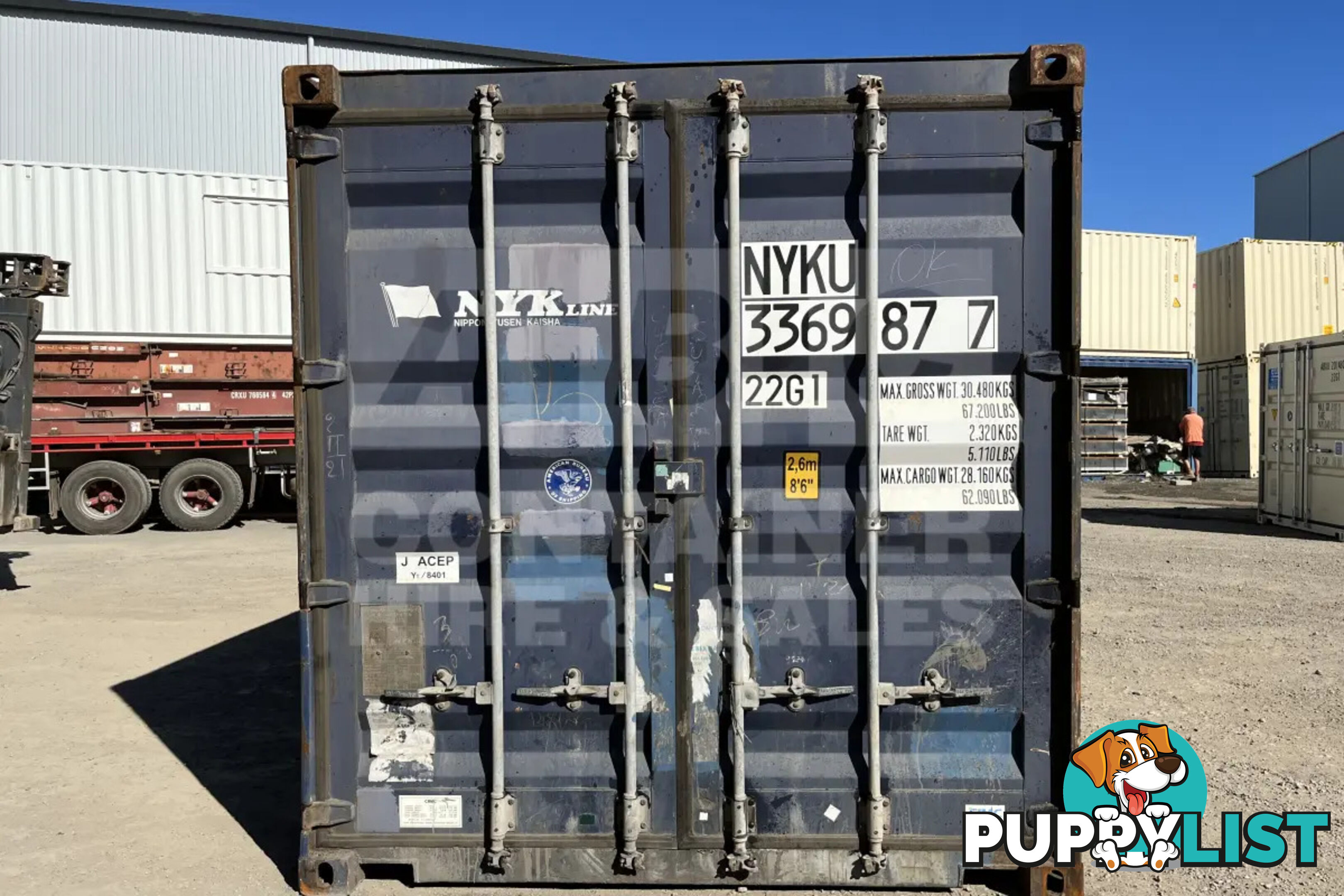 20' STANDARD HEIGHT SHIPPING CONTAINER