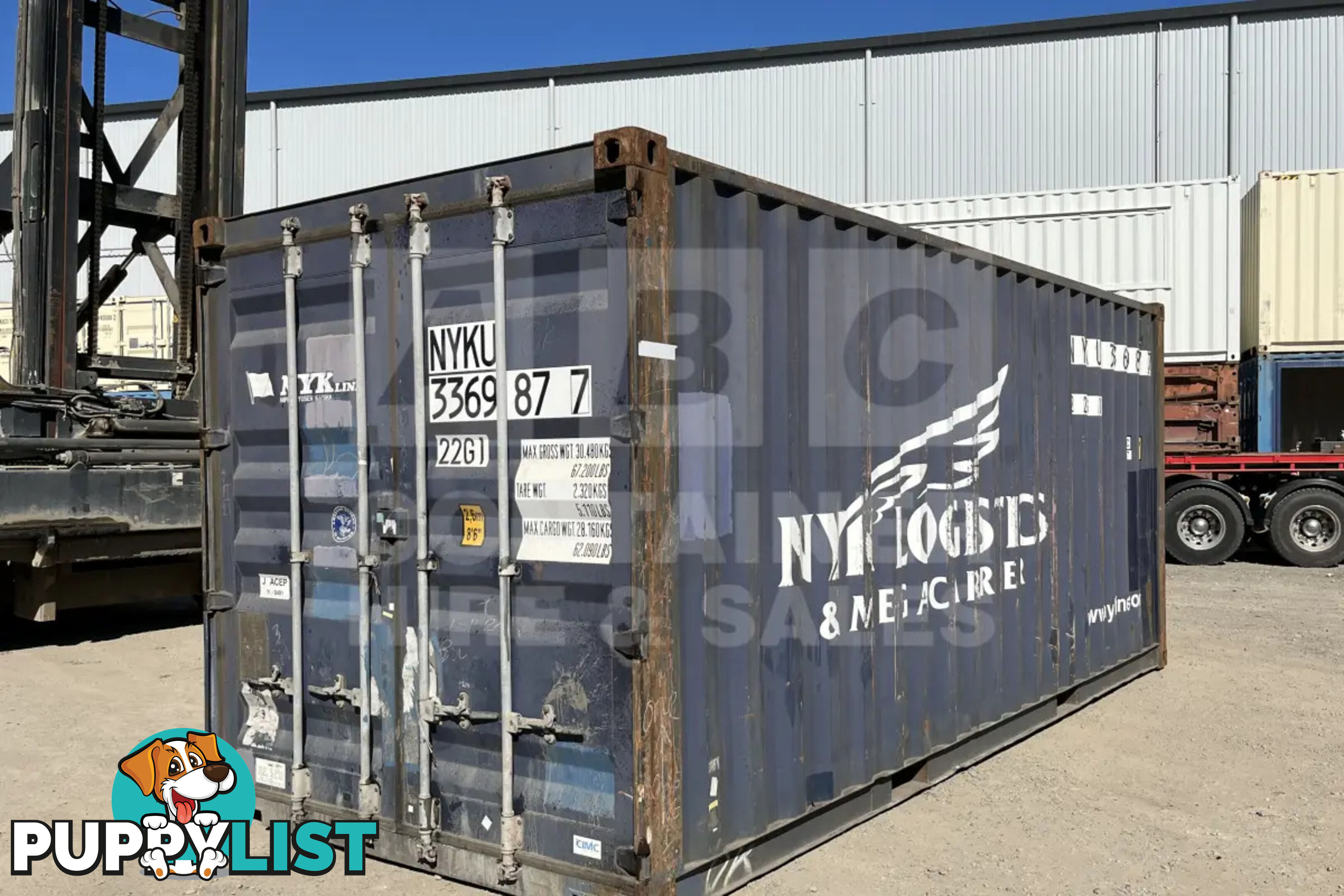20' STANDARD HEIGHT SHIPPING CONTAINER