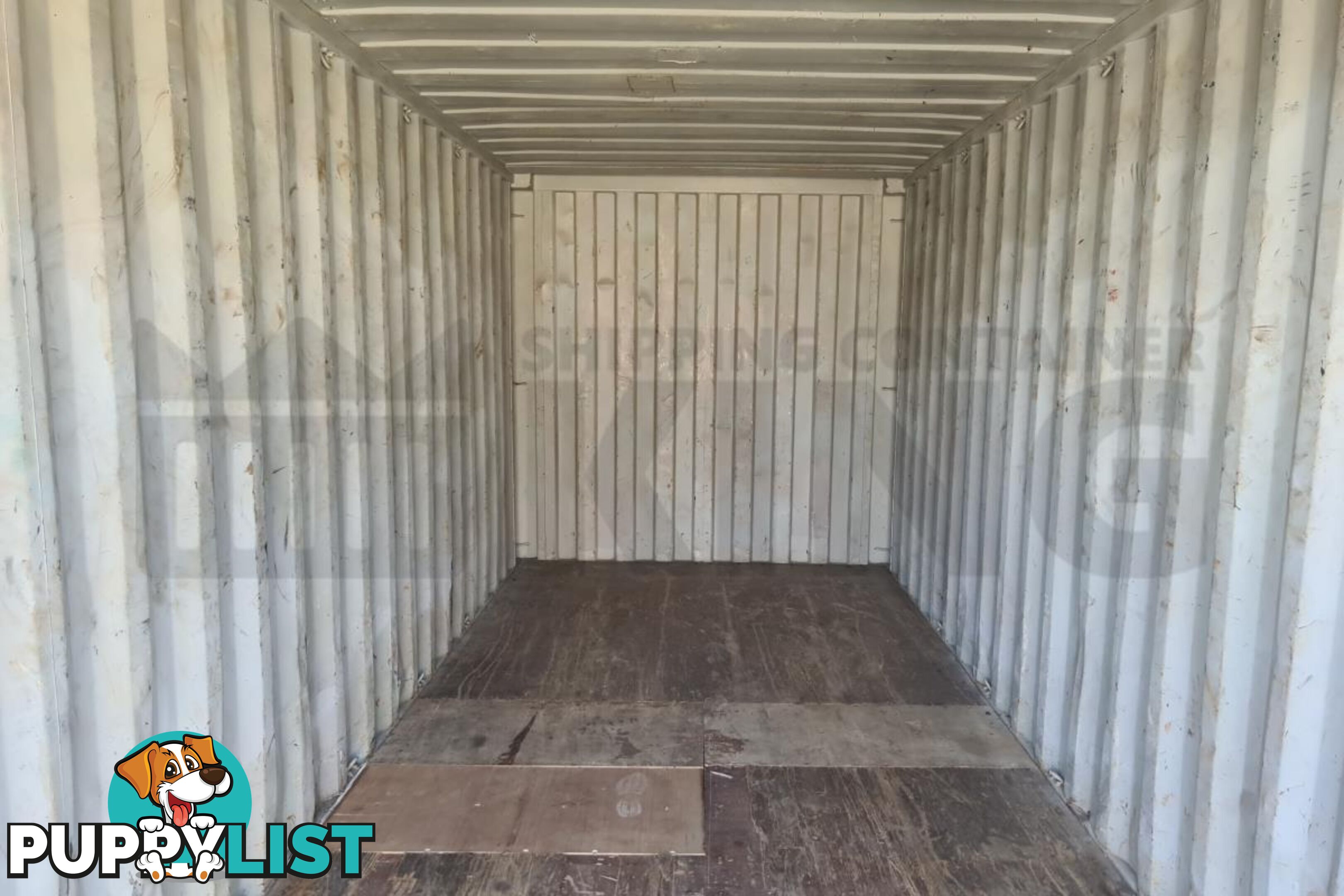 20' STANDARD HEIGHT SHIPPING CONTAINER - in Brisbane