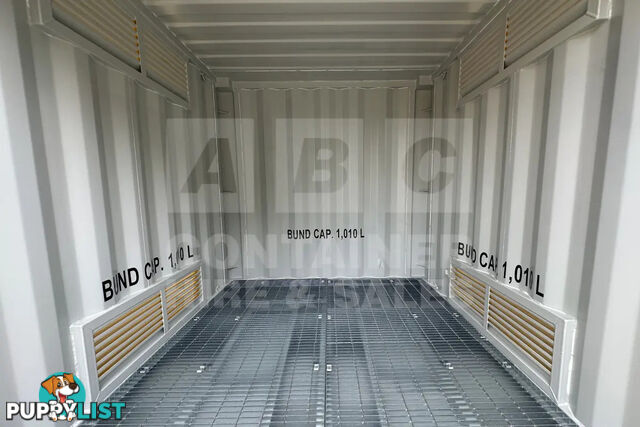 8' DANGEROUS GOODS SHIPPING CONTAINER (4 CORNER POST) - in Brisbane