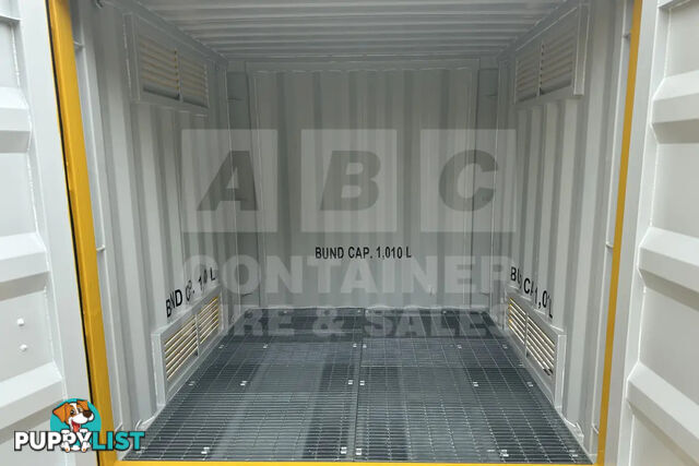 8' DANGEROUS GOODS SHIPPING CONTAINER (4 CORNER POST) - in Brisbane