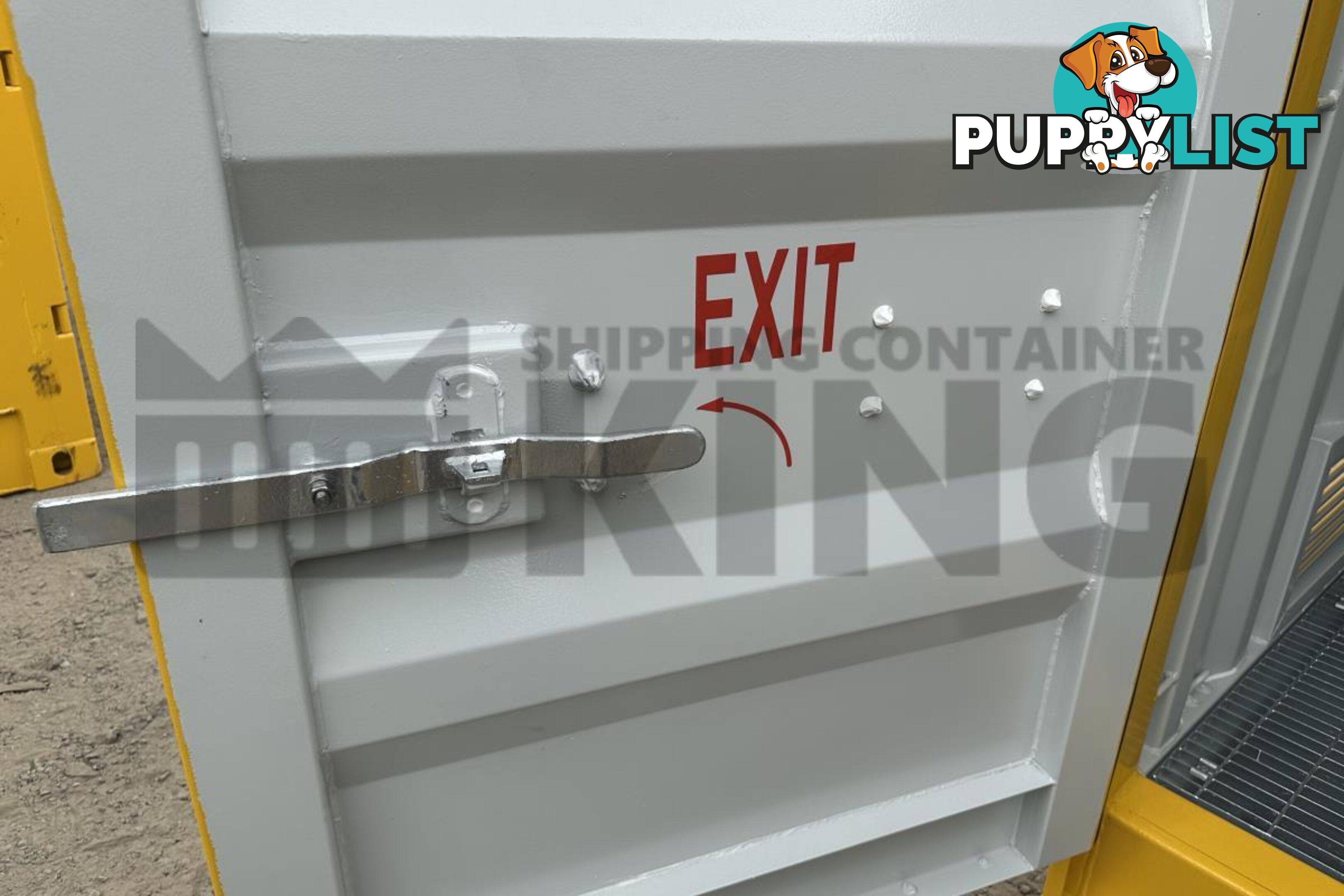 8' DANGEROUS GOODS SHIPPING CONTAINER (4 CORNER POST) - in Brisbane