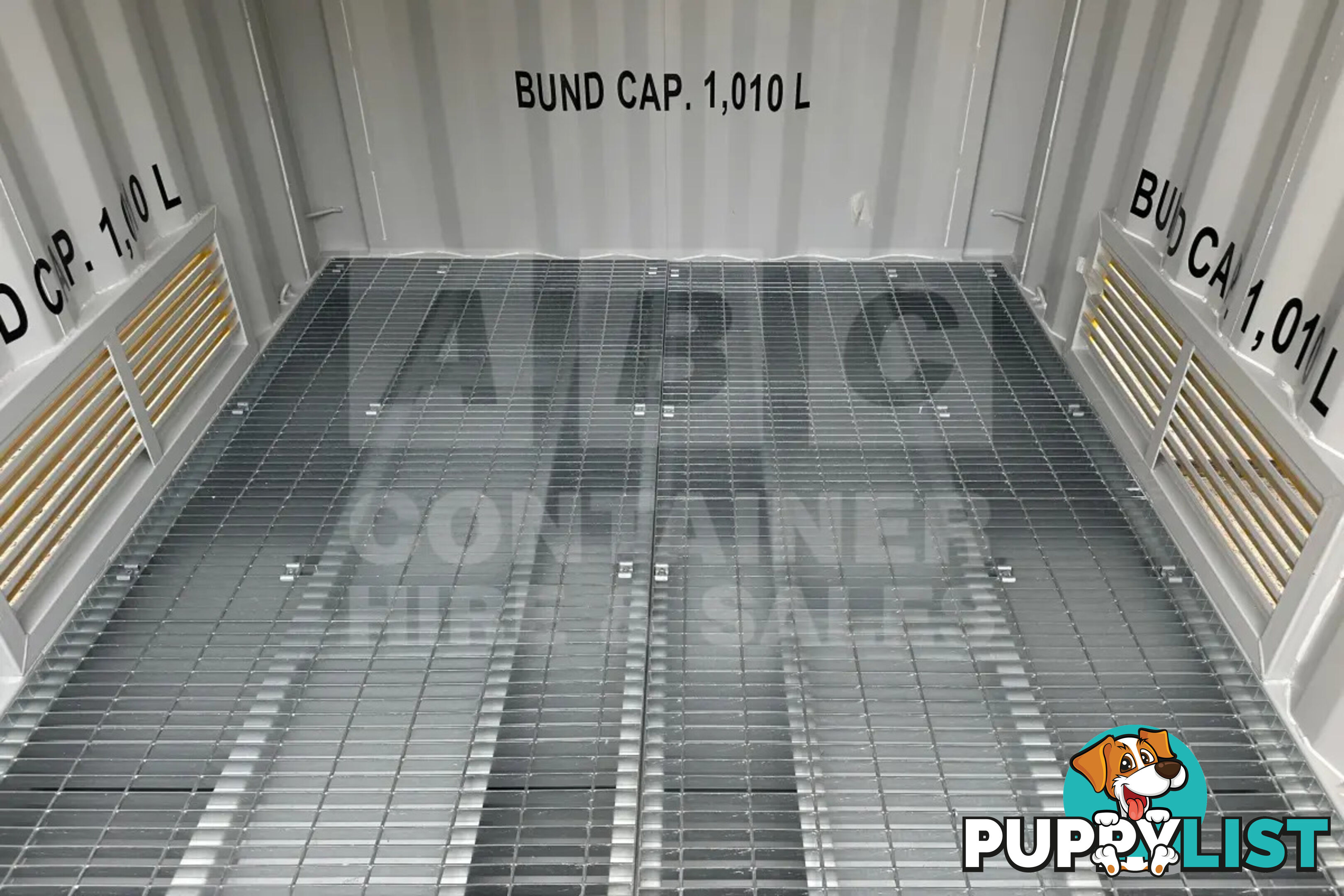 8' DANGEROUS GOODS SHIPPING CONTAINER (4 CORNER POST) - in Brisbane