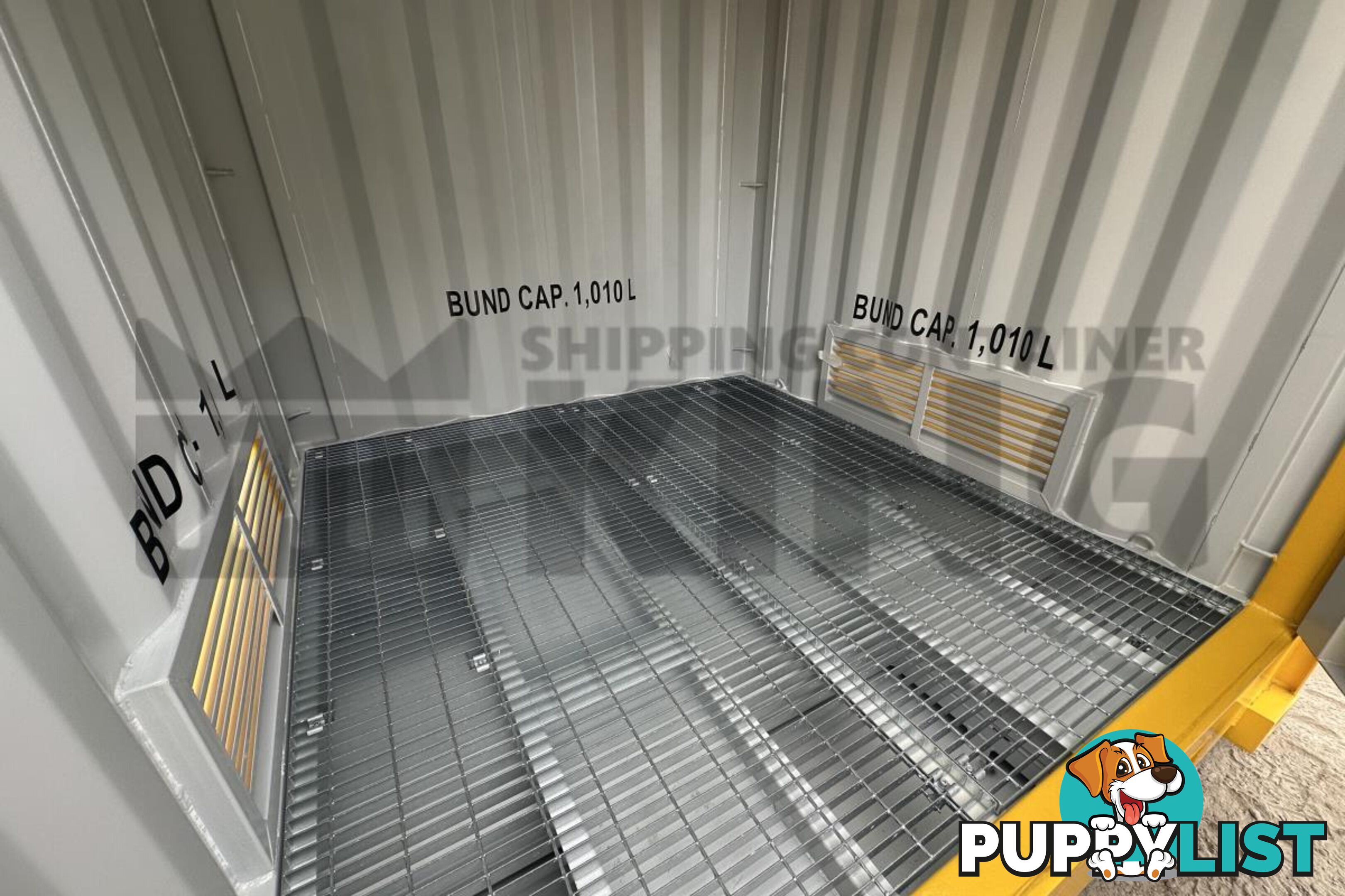 8' DANGEROUS GOODS SHIPPING CONTAINER (4 CORNER POST) - in Brisbane