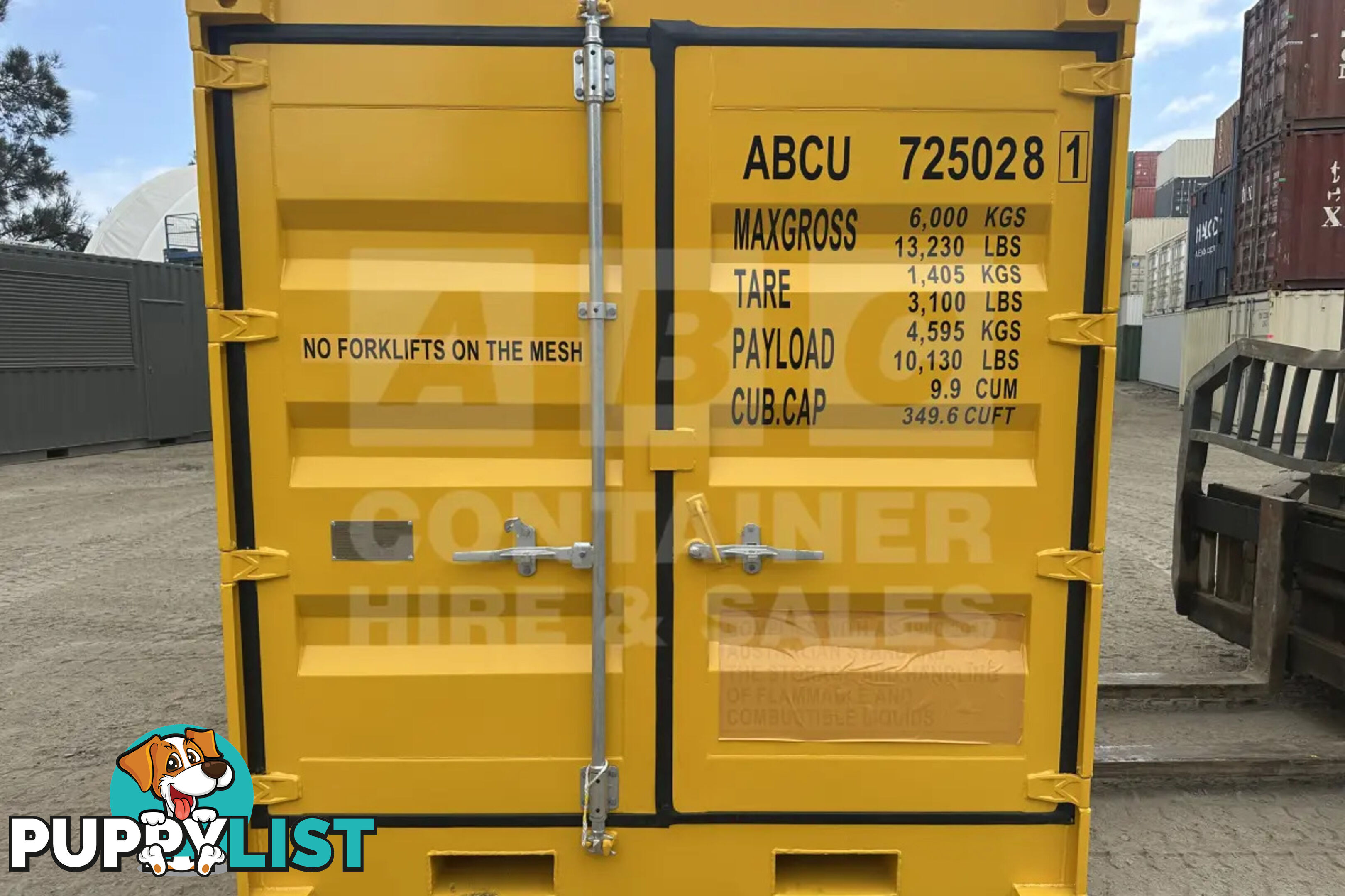 8' DANGEROUS GOODS SHIPPING CONTAINER (4 CORNER POST) - in Brisbane