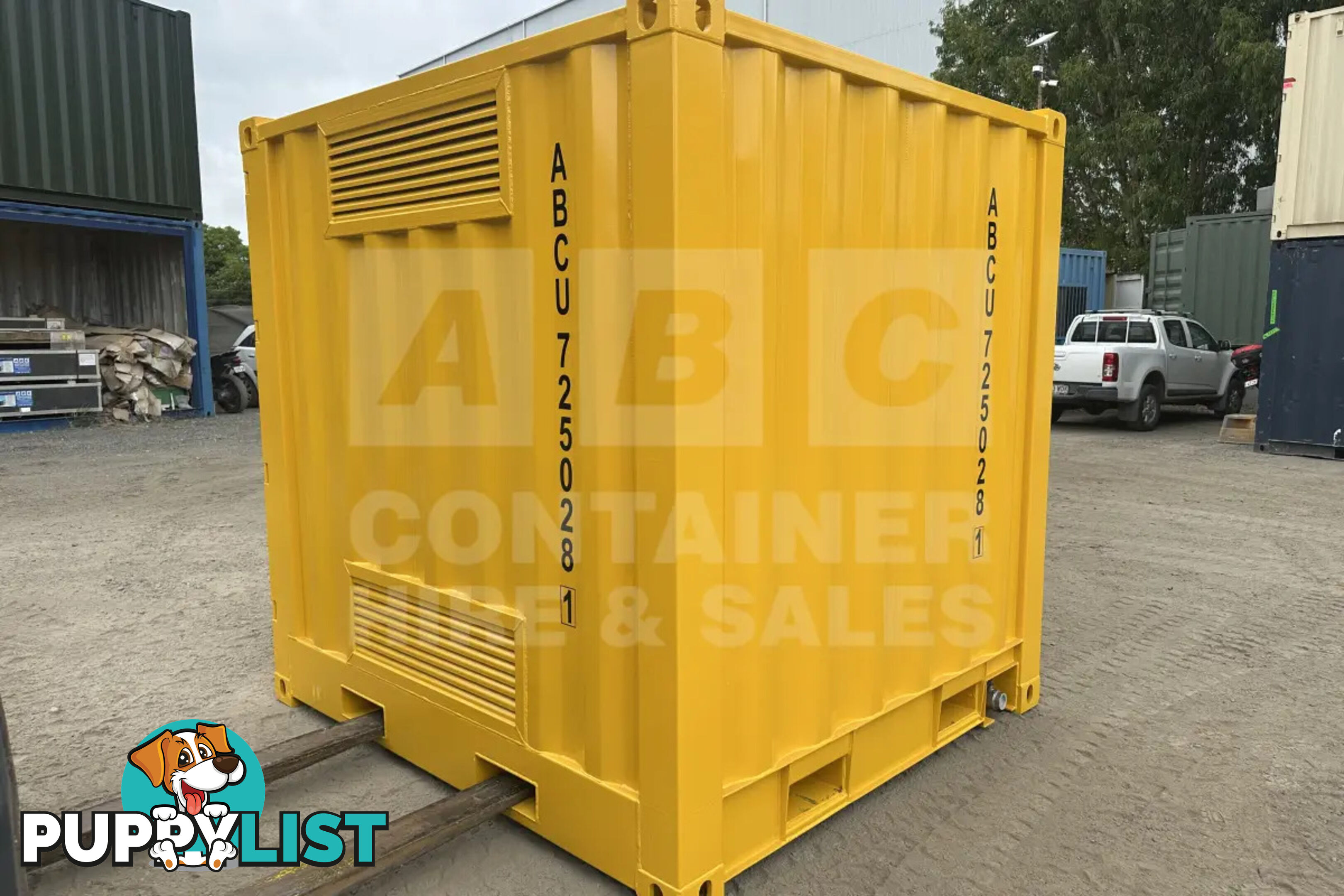 8' DANGEROUS GOODS SHIPPING CONTAINER (4 CORNER POST) - in Brisbane