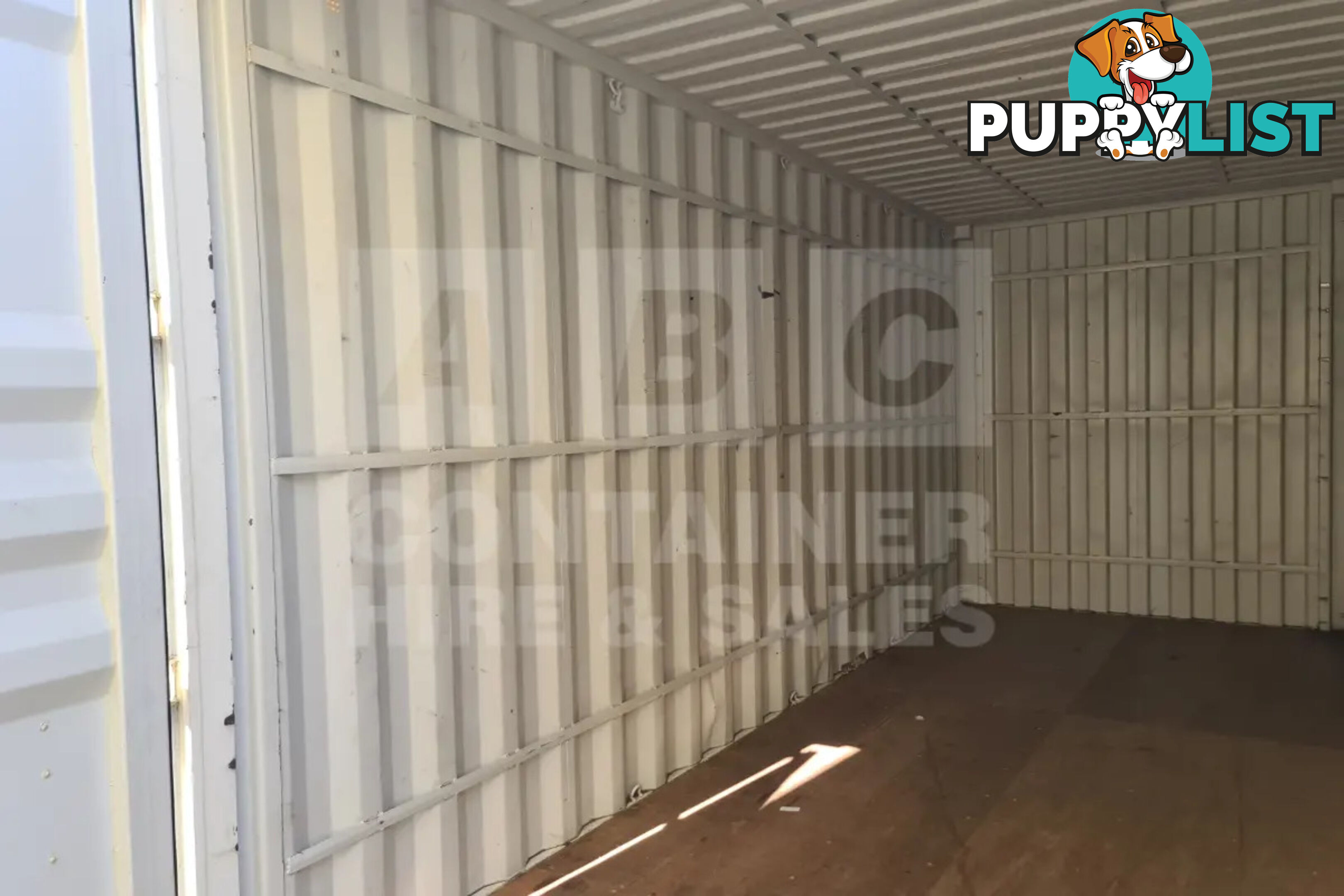 20' HIGH CUBE SHIPPING CONTAINER (WITH TIE RAILS)