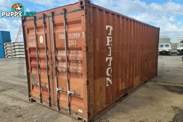 20' STANDARD HEIGHT SHIPPING CONTAINER - in Chinchilla