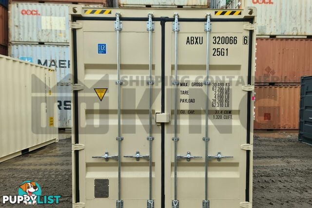 20' HIGH CUBE SHIPPING CONTAINER (WITH TIE RAILS)