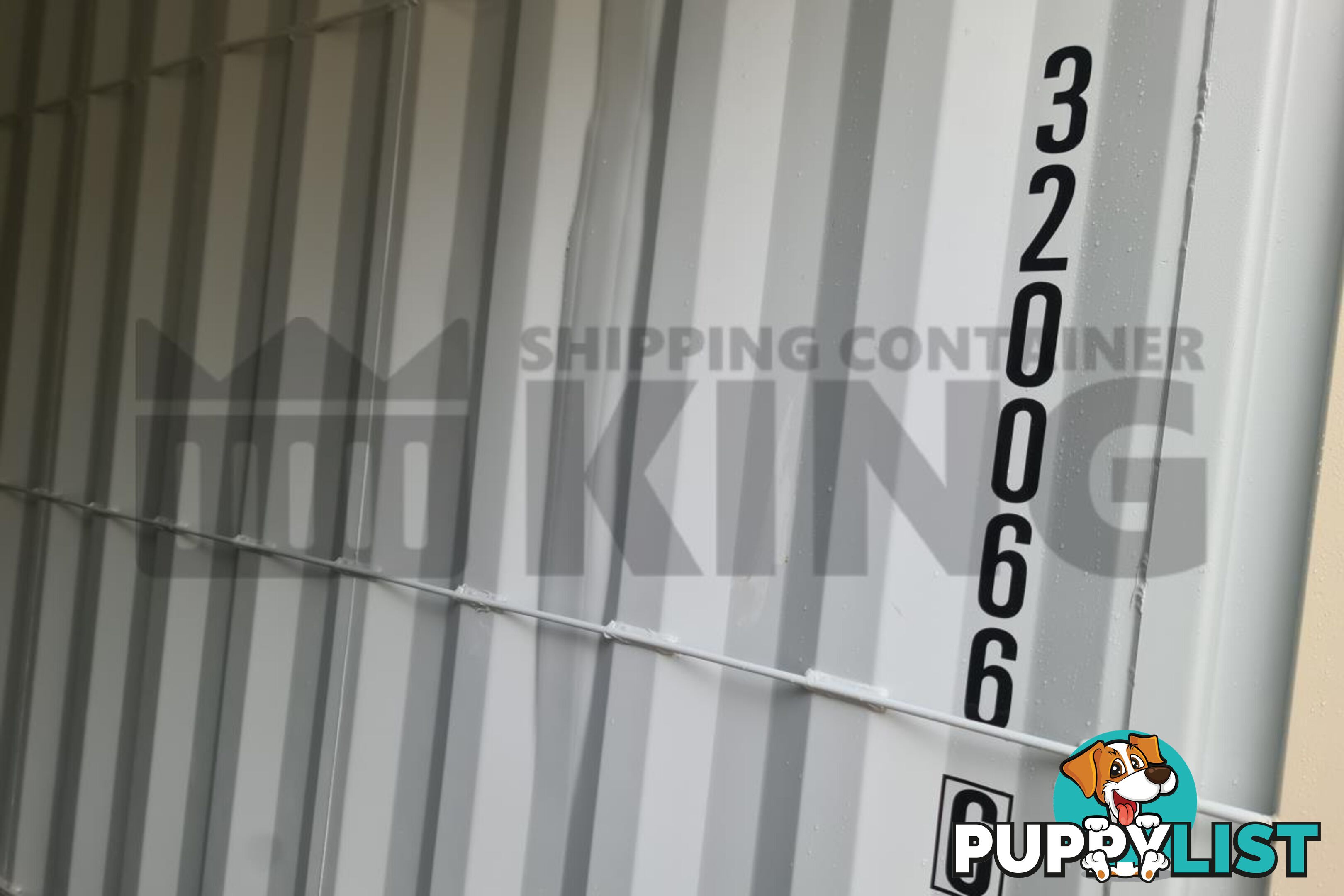 20' HIGH CUBE SHIPPING CONTAINER (WITH TIE RAILS)