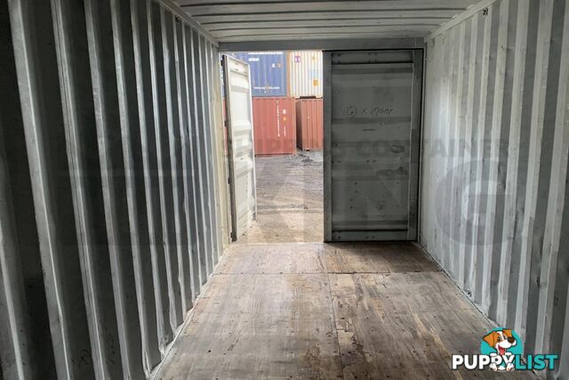 20' STANDARD HEIGHT SHIPPING CONTAINER - in Brisbane