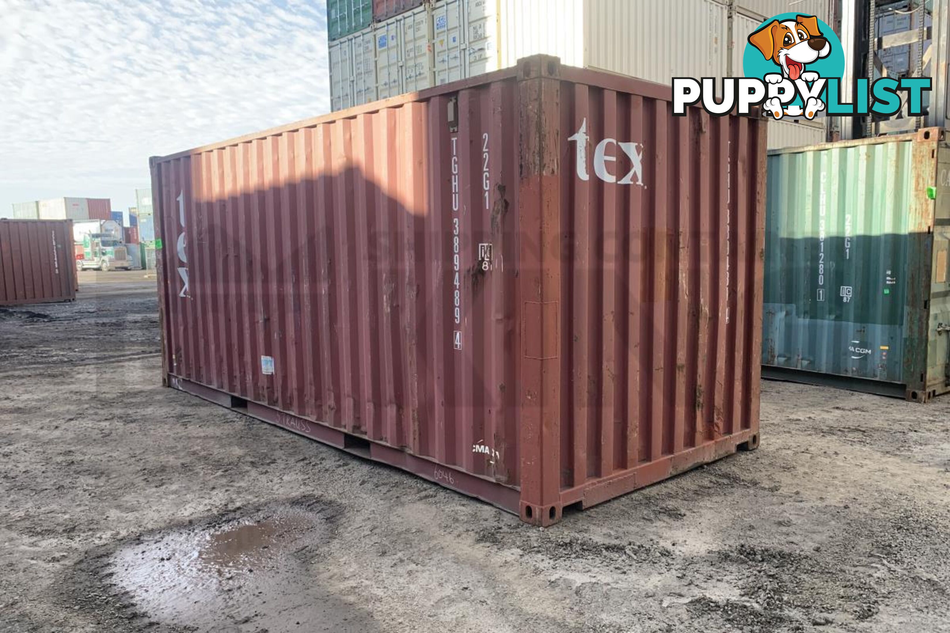 20' STANDARD HEIGHT SHIPPING CONTAINER - in Brisbane