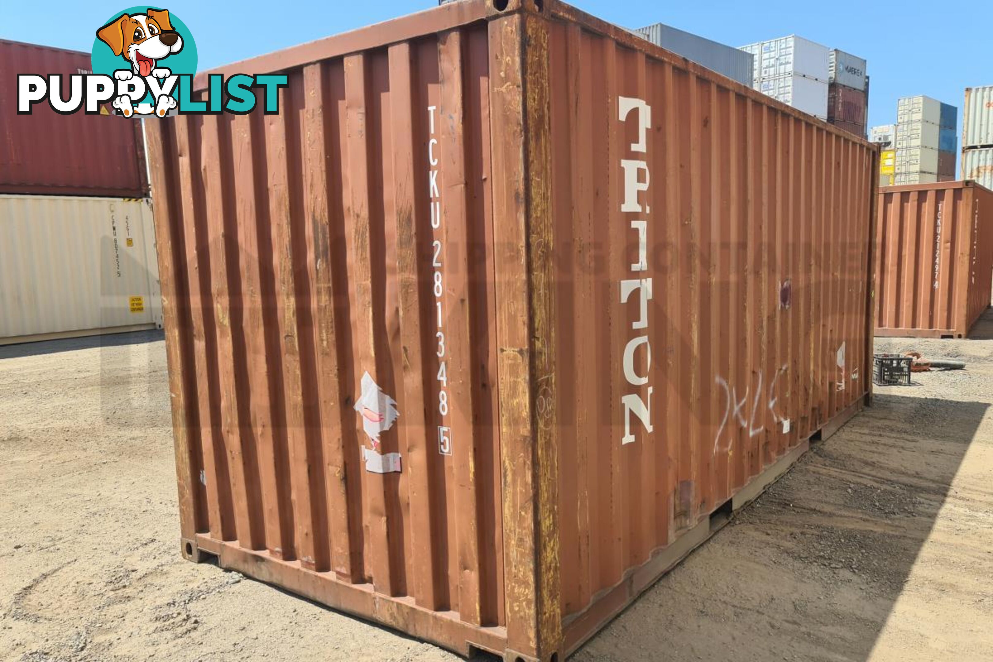 20' STANDARD HEIGHT SHIPPING CONTAINER - in Brisbane