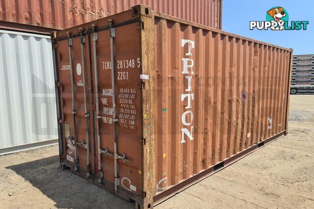 20' STANDARD HEIGHT SHIPPING CONTAINER - in Brisbane