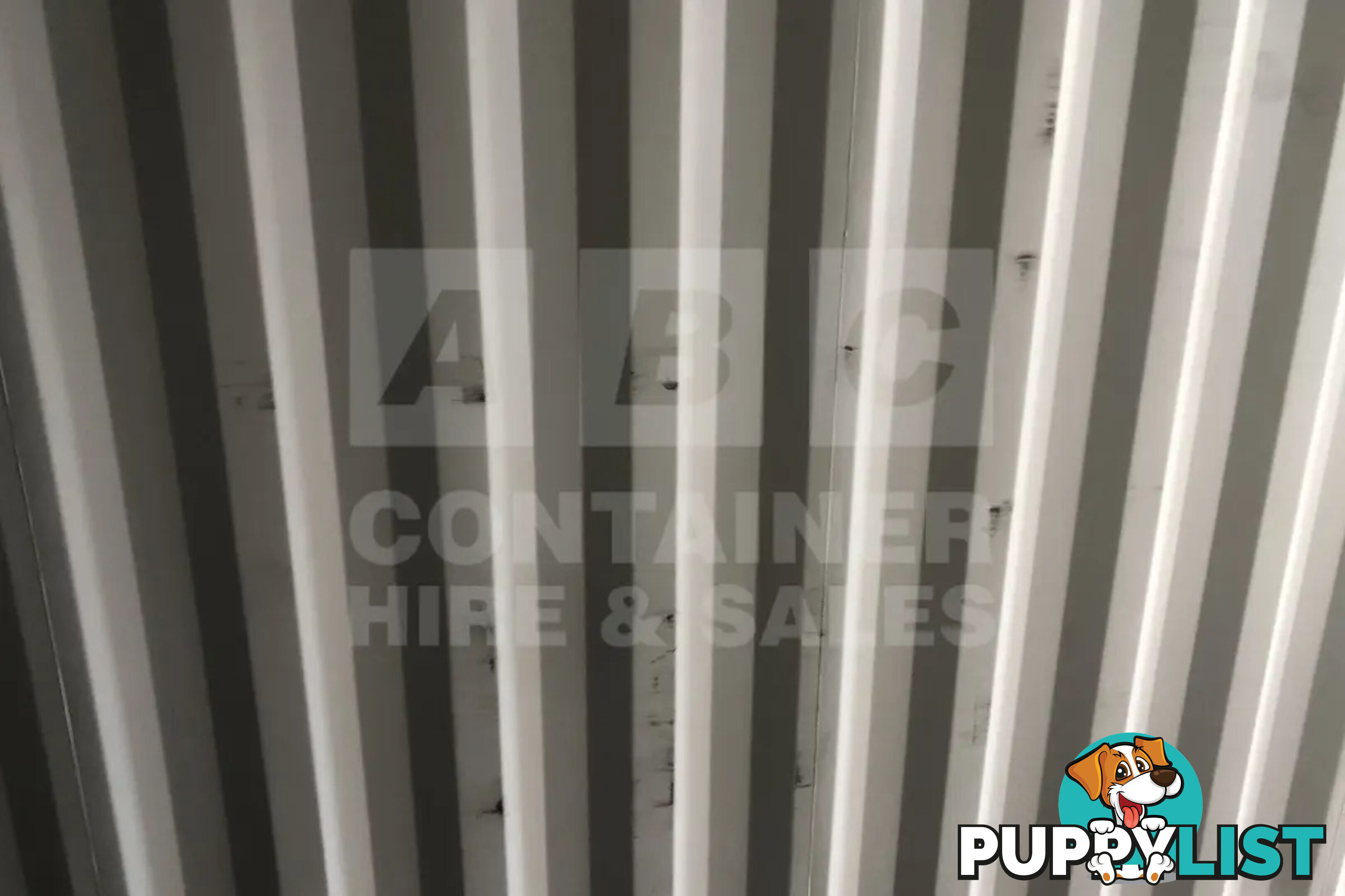 20' STANDARD HEIGHT SHIPPING CONTAINER