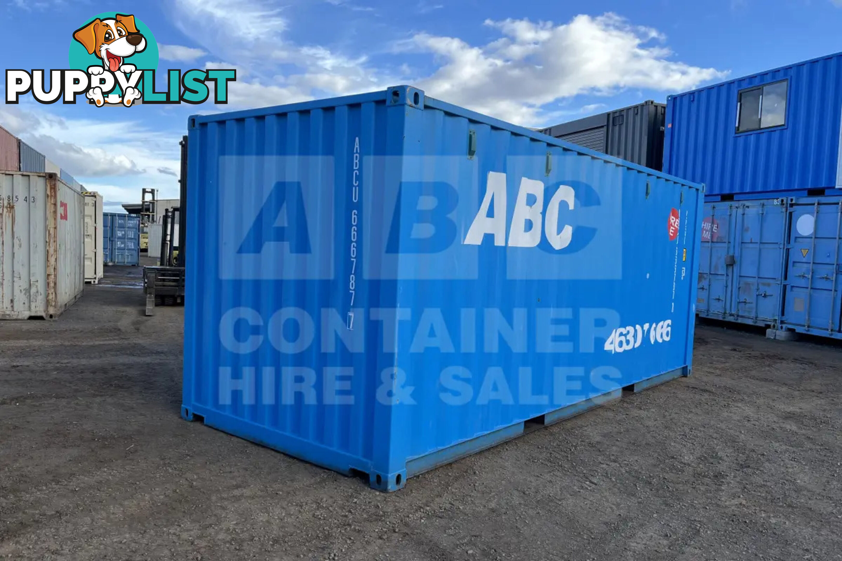 20' STANDARD HEIGHT SHIPPING CONTAINER - in Toowoomba